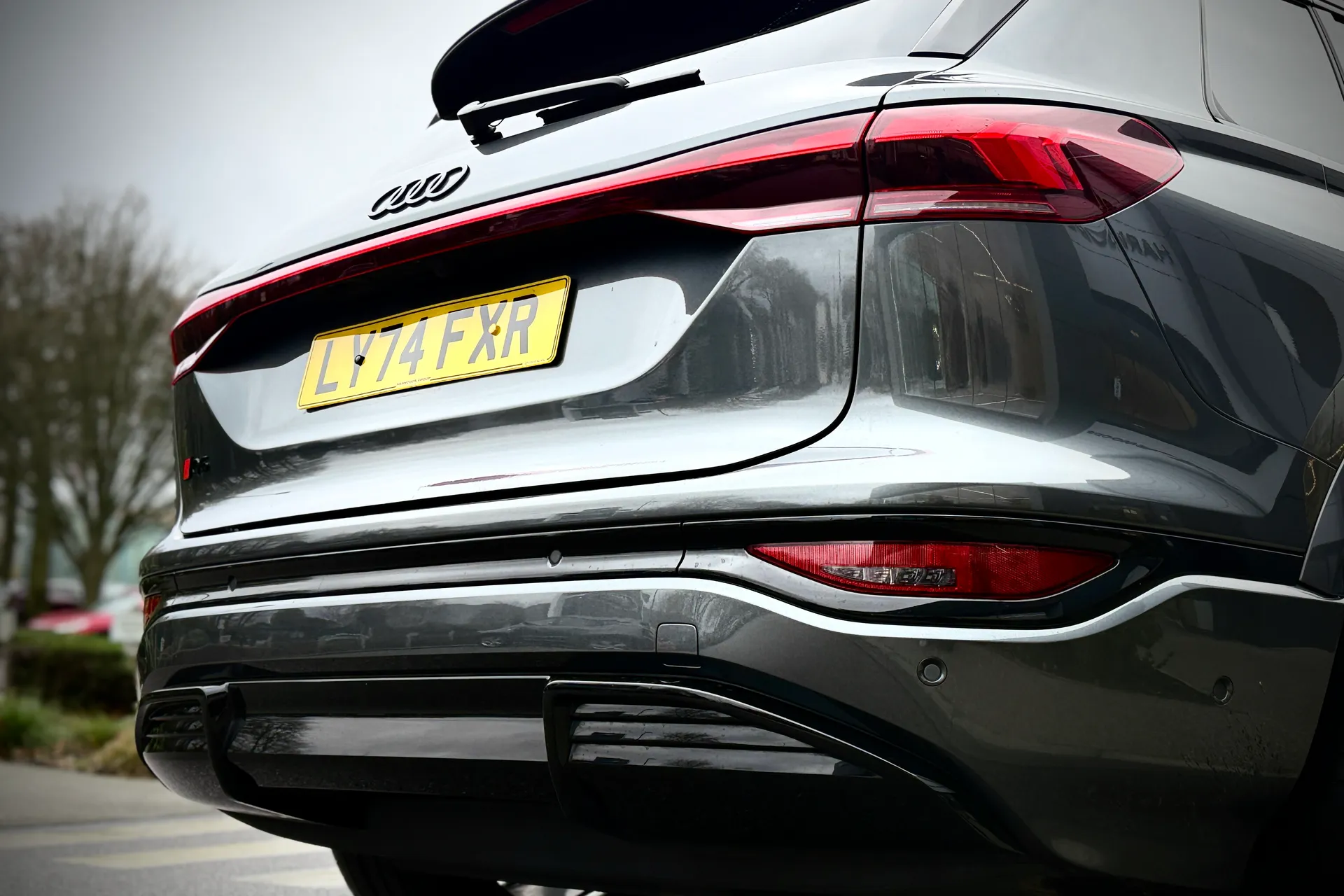 Audi Q6 thumbnail image number 13