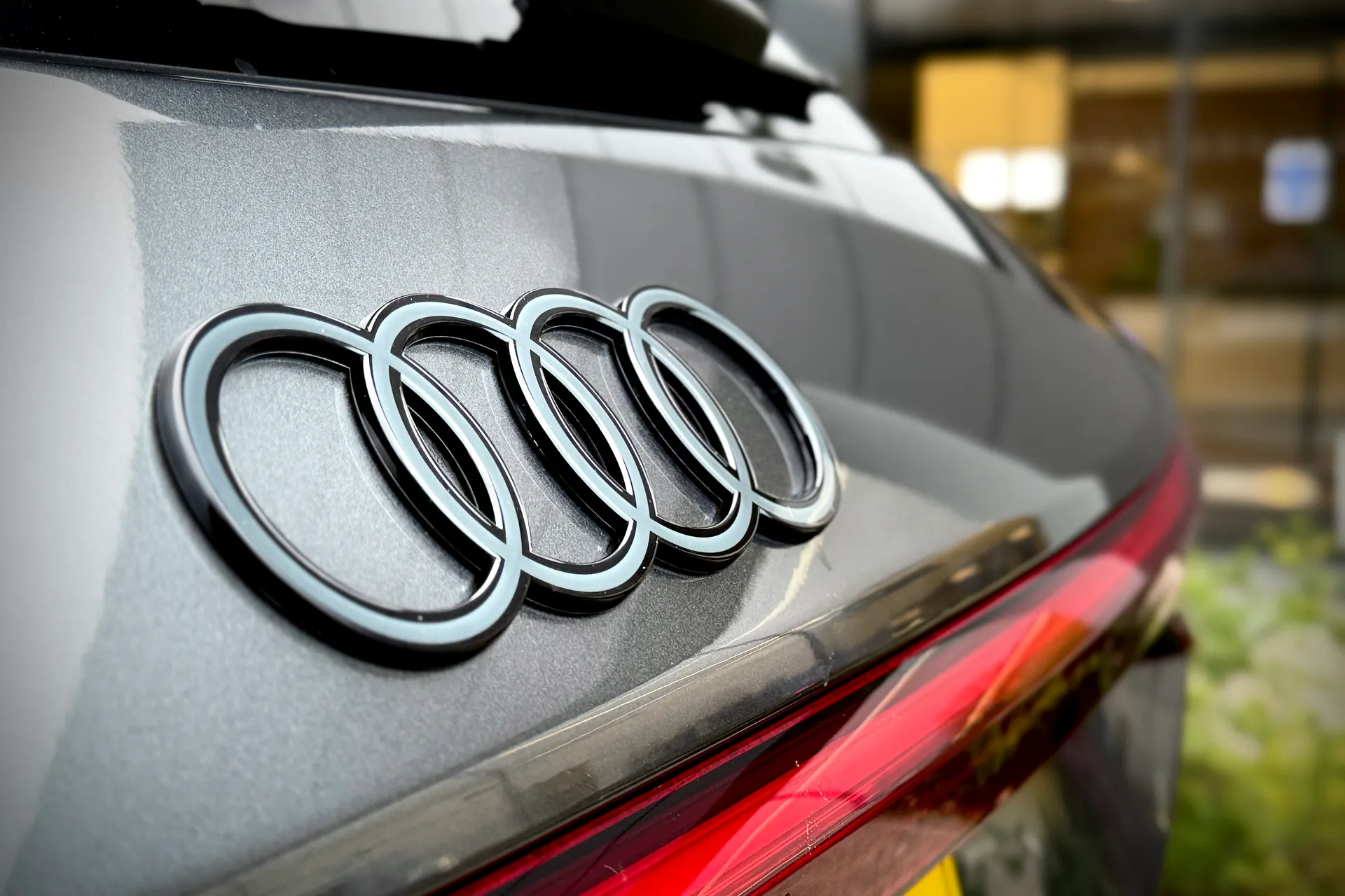 Audi Q6 thumbnail image number 24