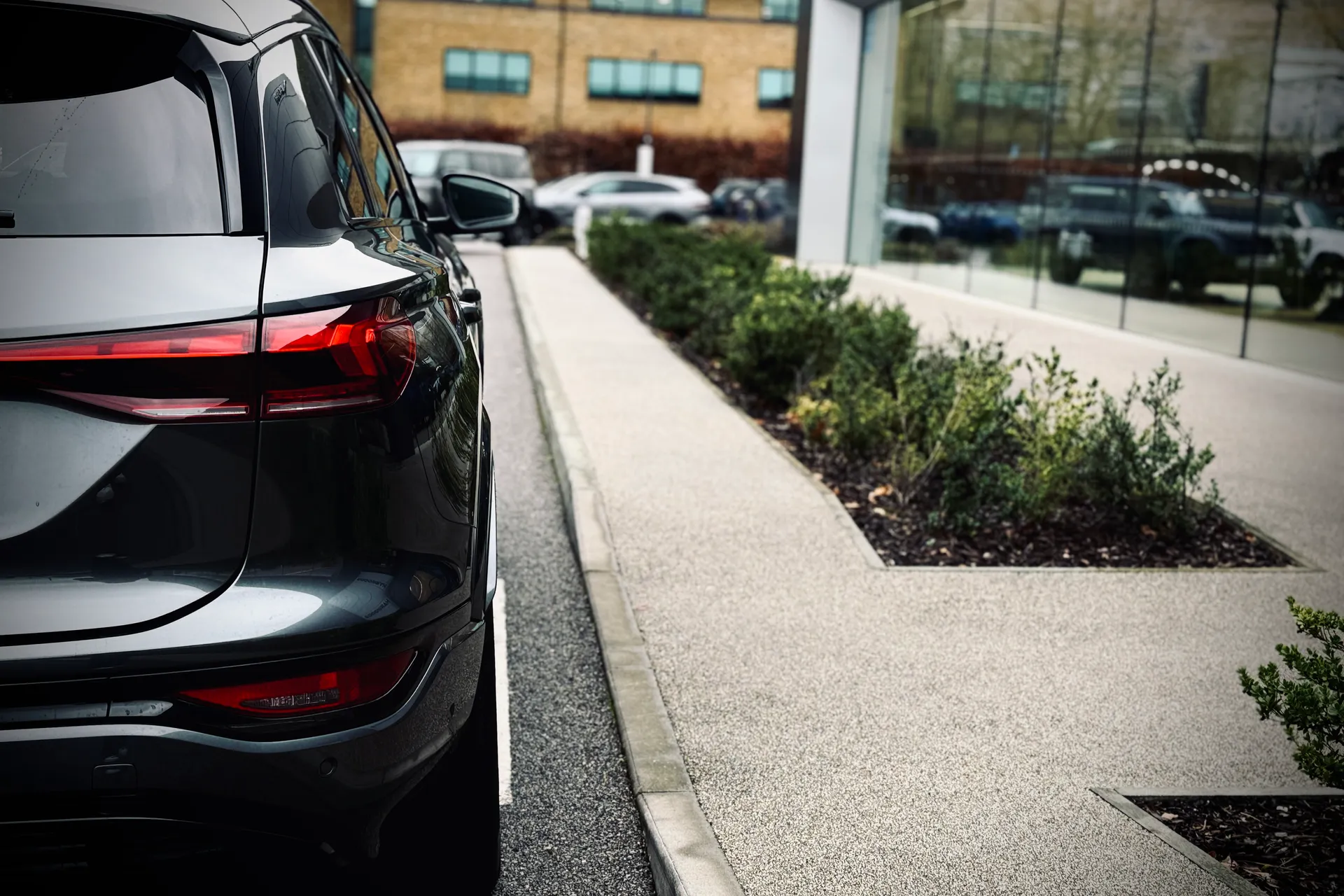 Audi Q6 thumbnail image number 17