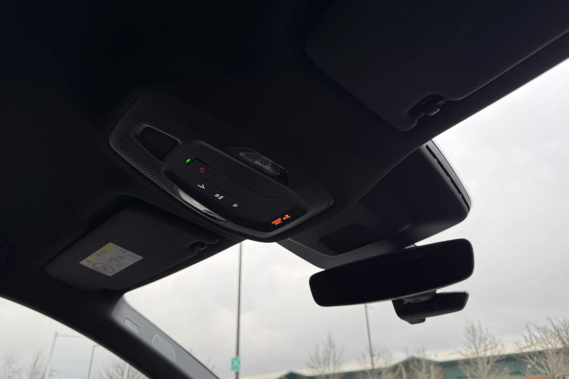 Audi Q6 thumbnail image number 28