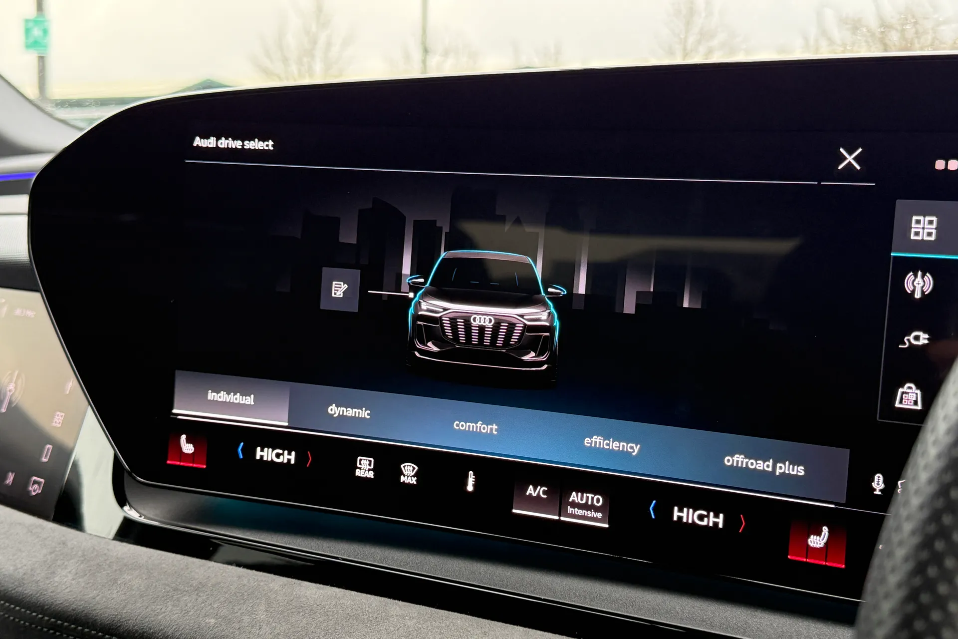 Audi Q6 thumbnail image number 60