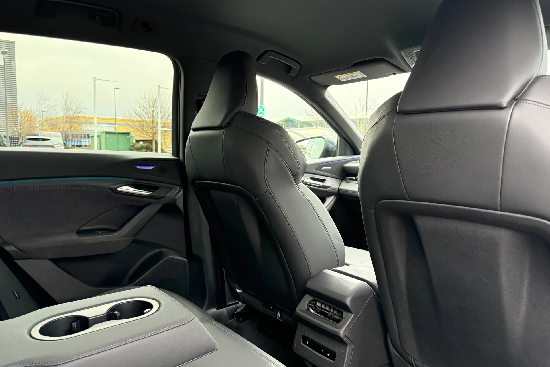 Audi Q6 thumbnail image number 38