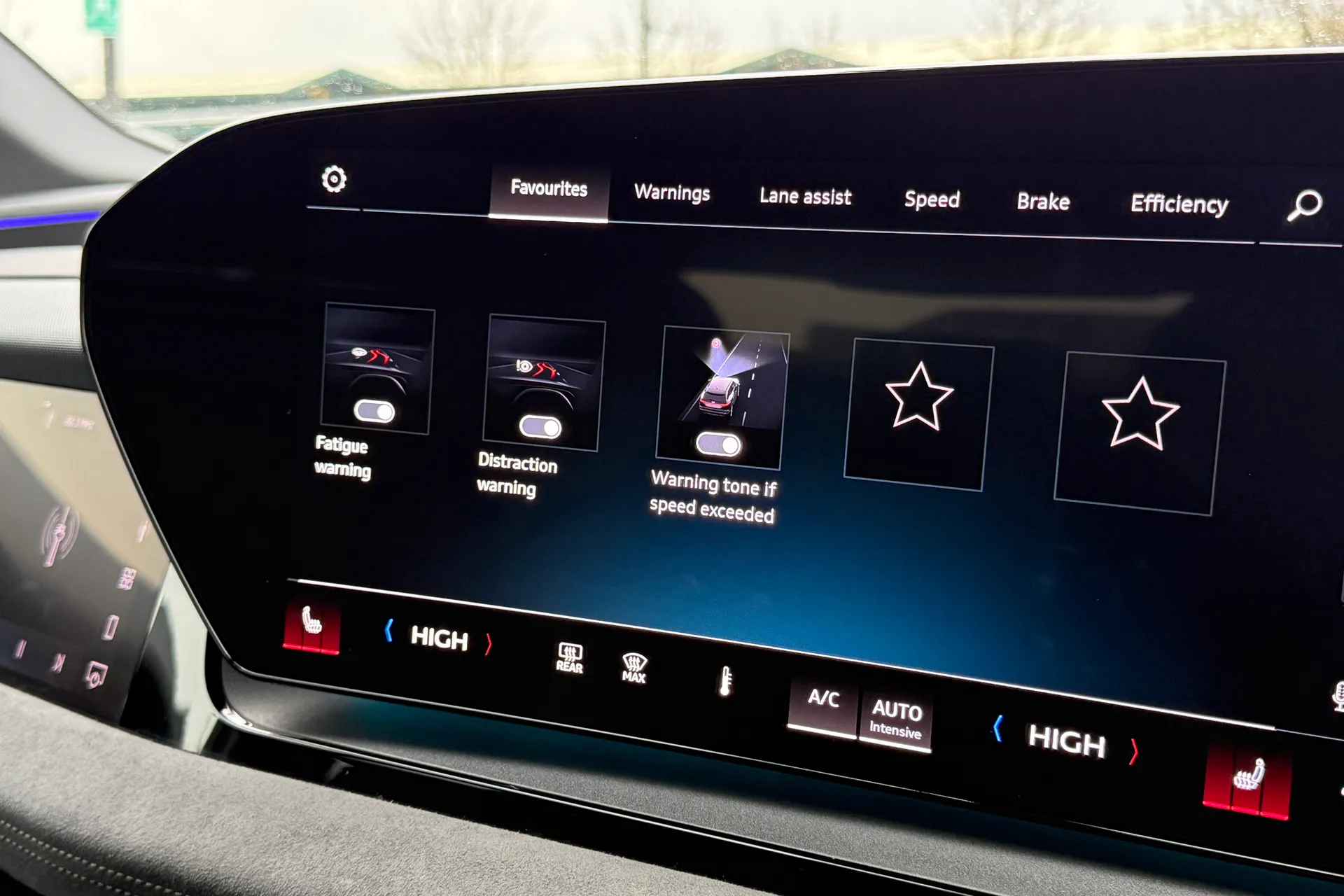 Audi Q6 thumbnail image number 61