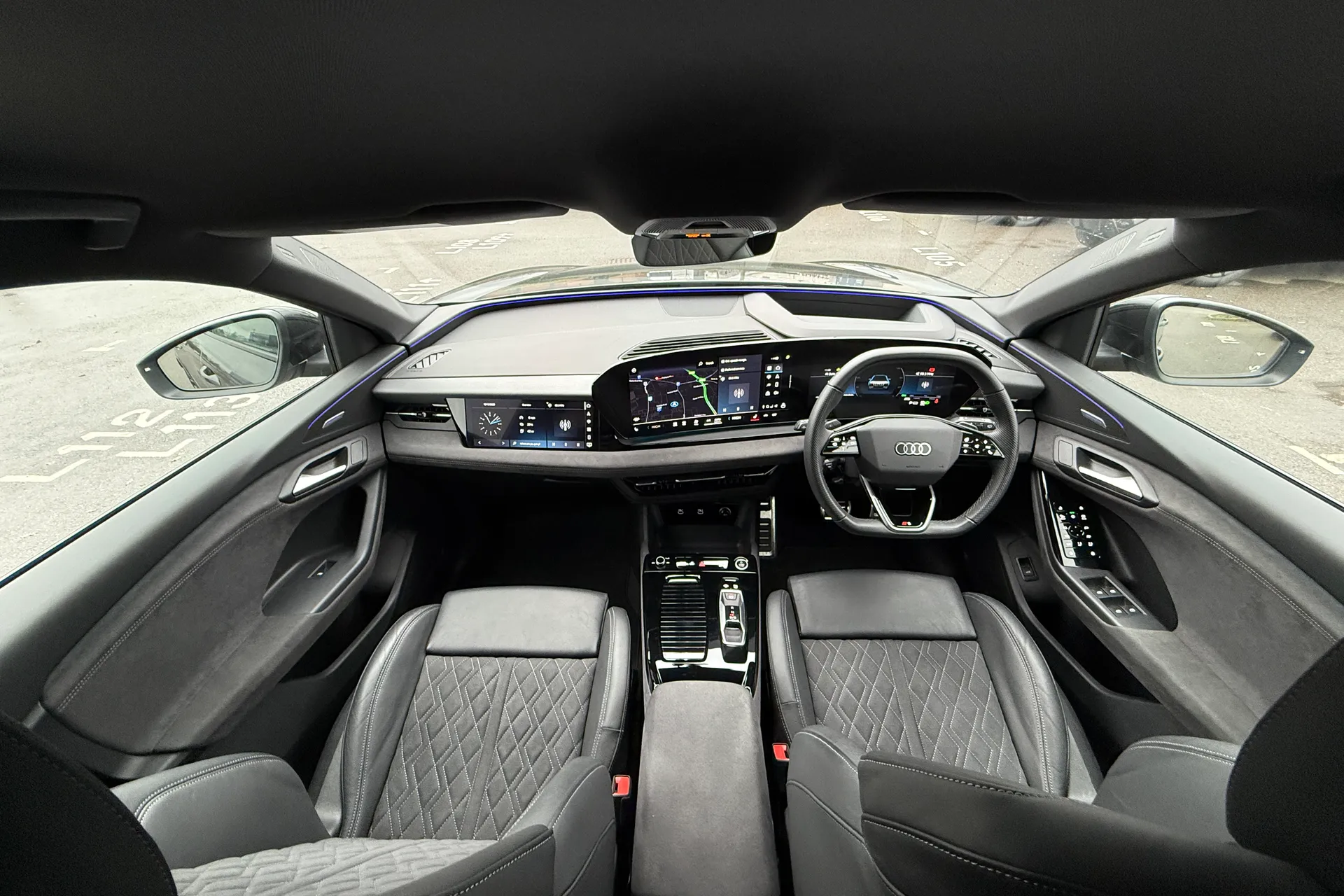 Audi Q6 thumbnail image number 3