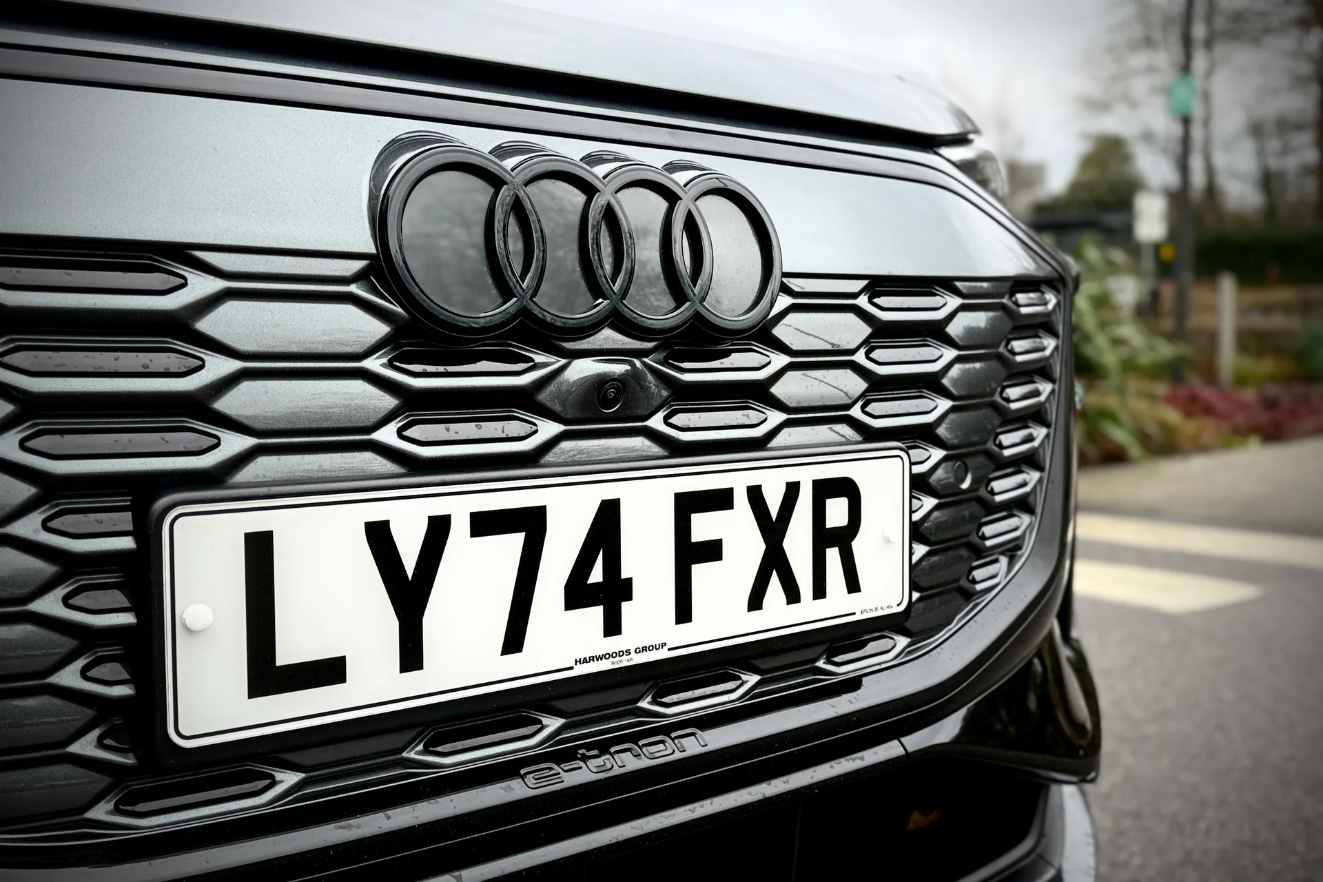 Audi Q6 thumbnail image number 20