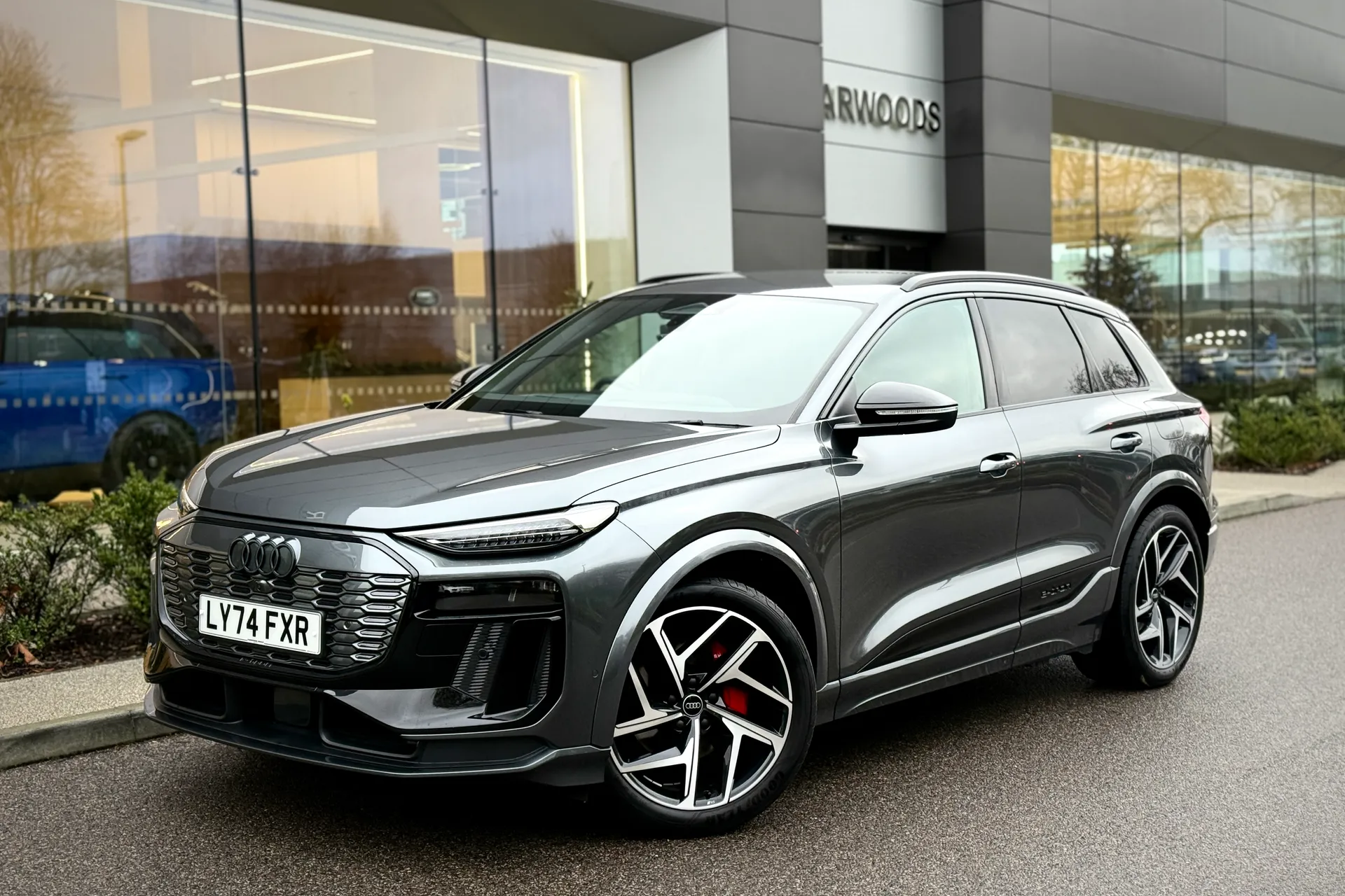 Audi Q6 thumbnail image number 22