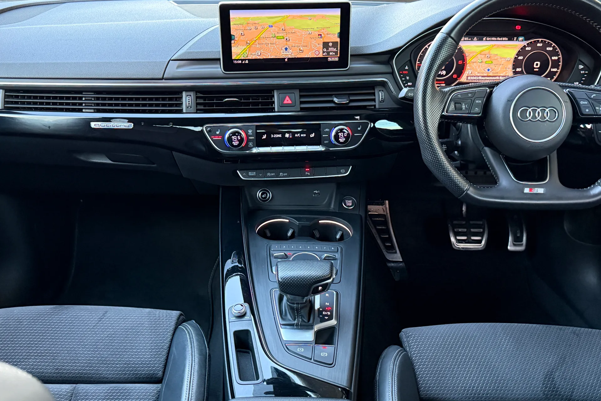 Audi A4 thumbnail image number 38