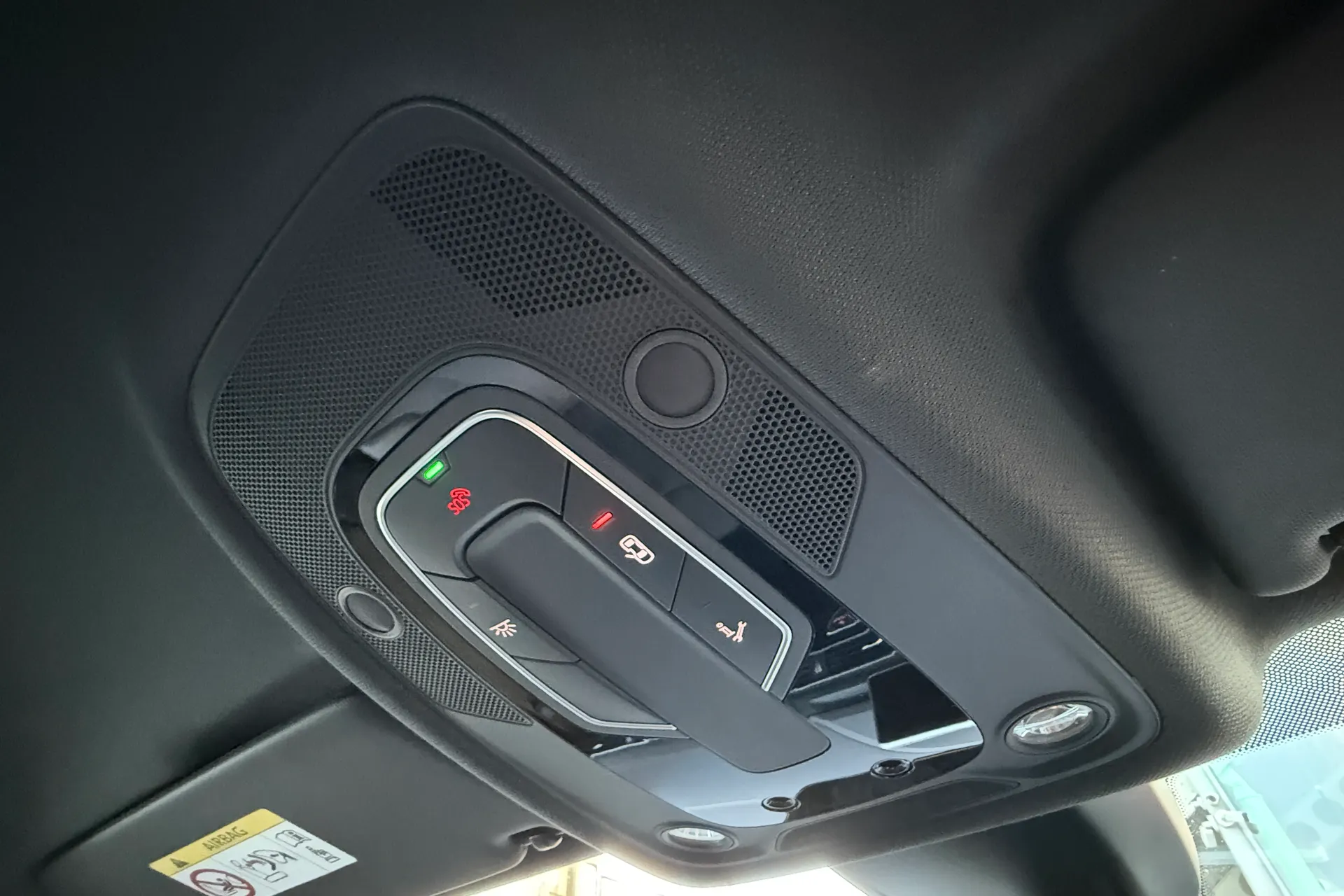 Audi A4 thumbnail image number 29