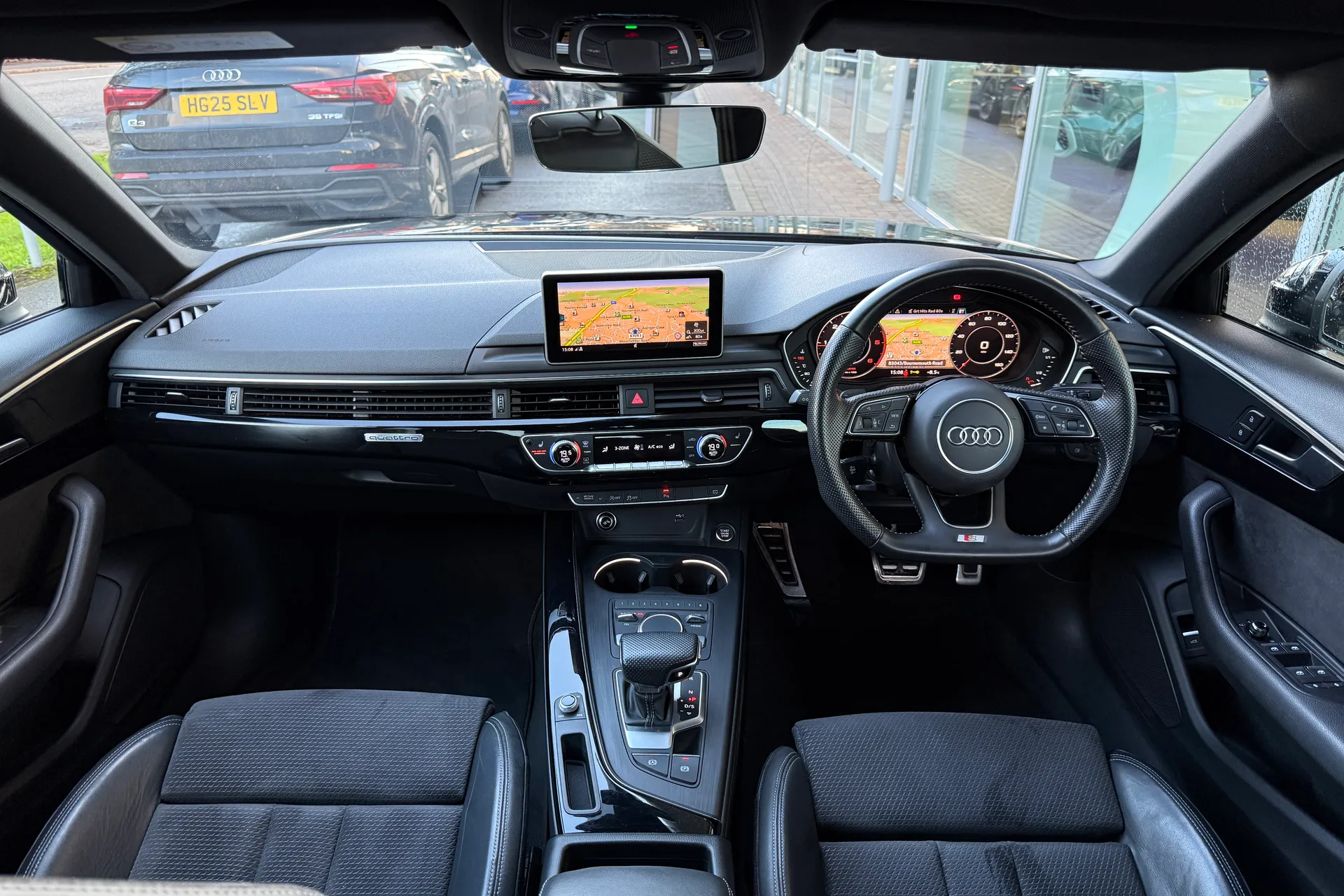 Audi A4 thumbnail image number 3