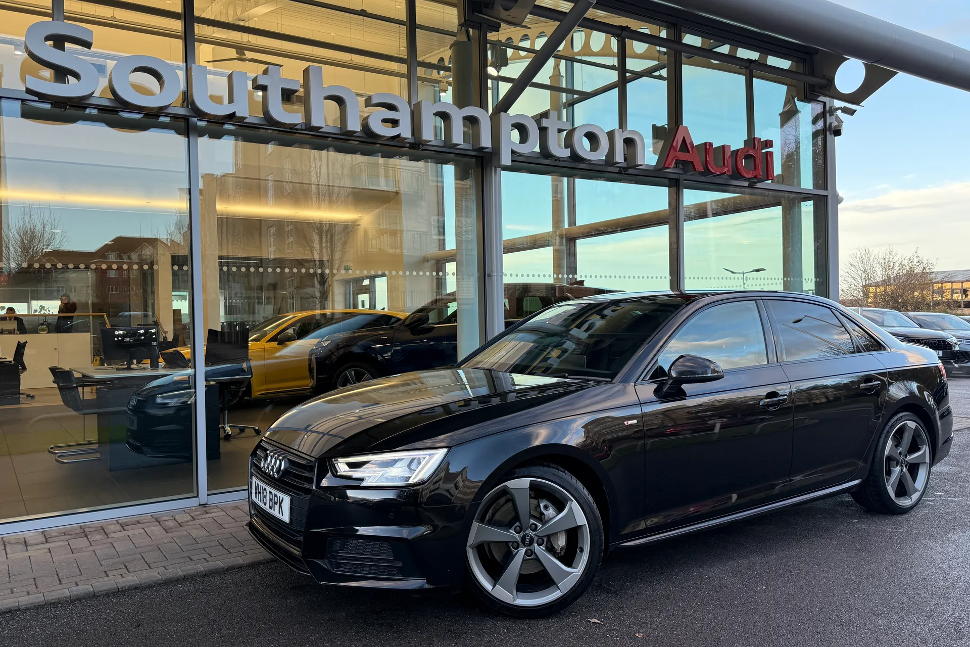 Audi A4 thumbnail image number 58