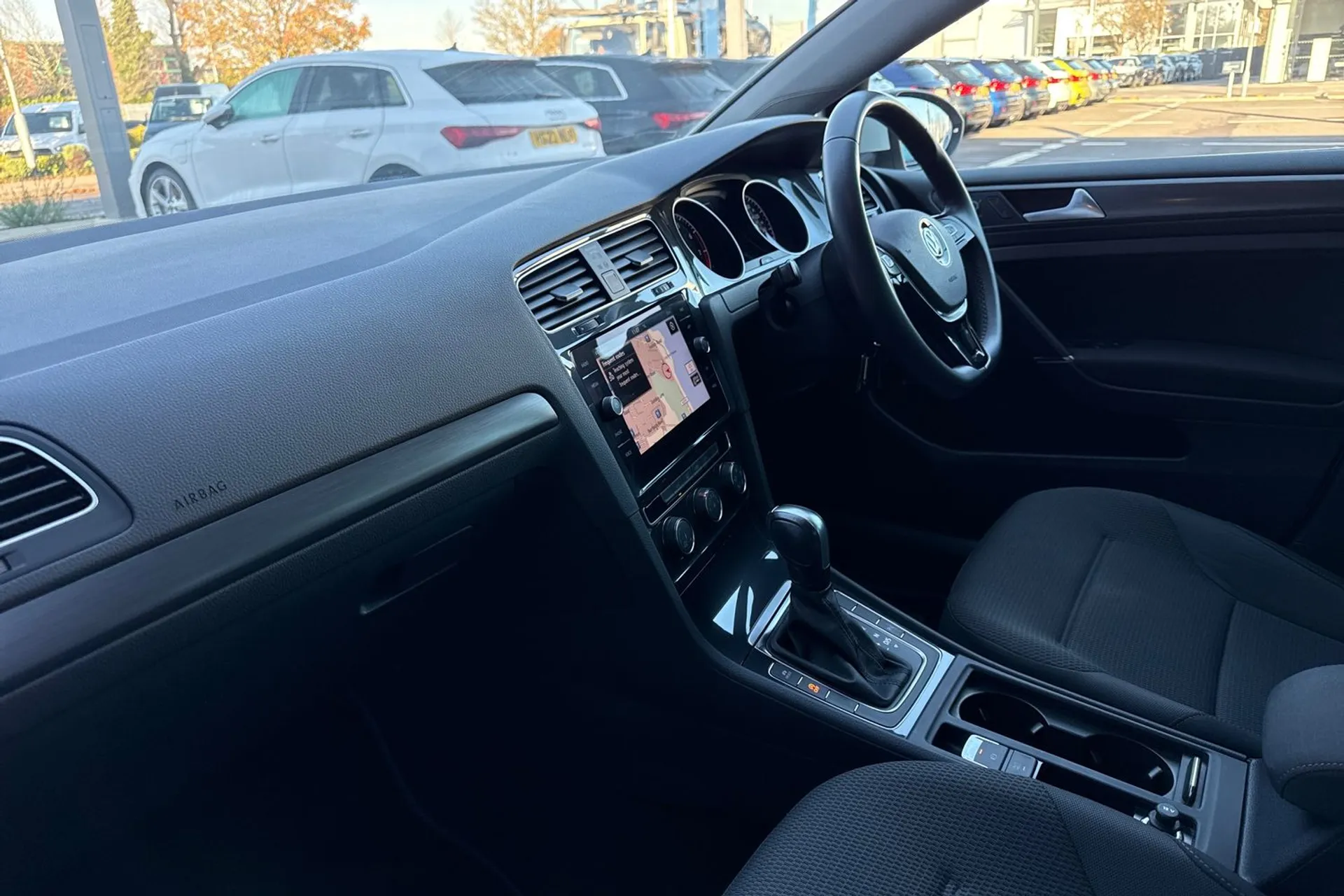 VOLKSWAGEN GOLF thumbnail image number 35