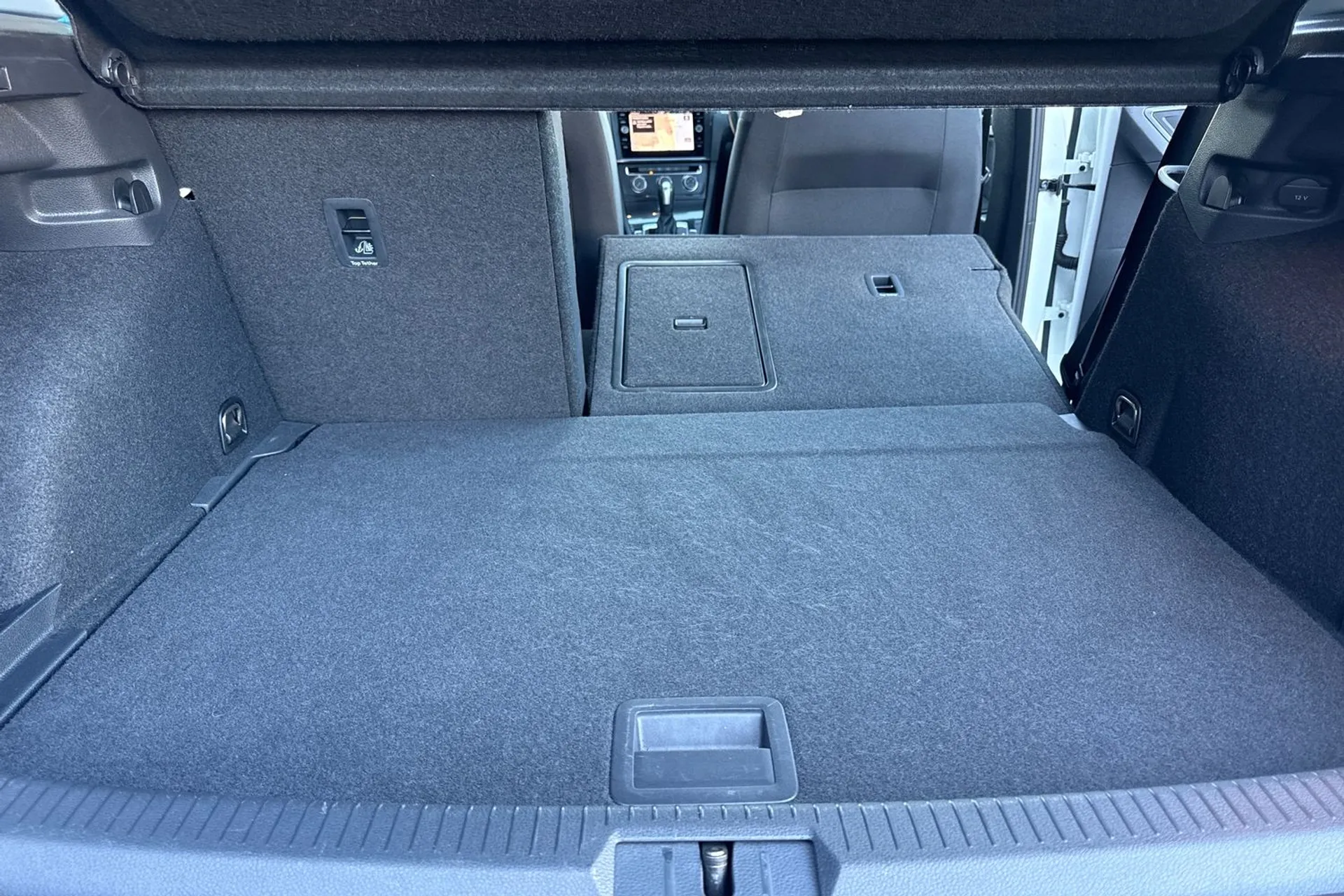 VOLKSWAGEN GOLF thumbnail image number 23