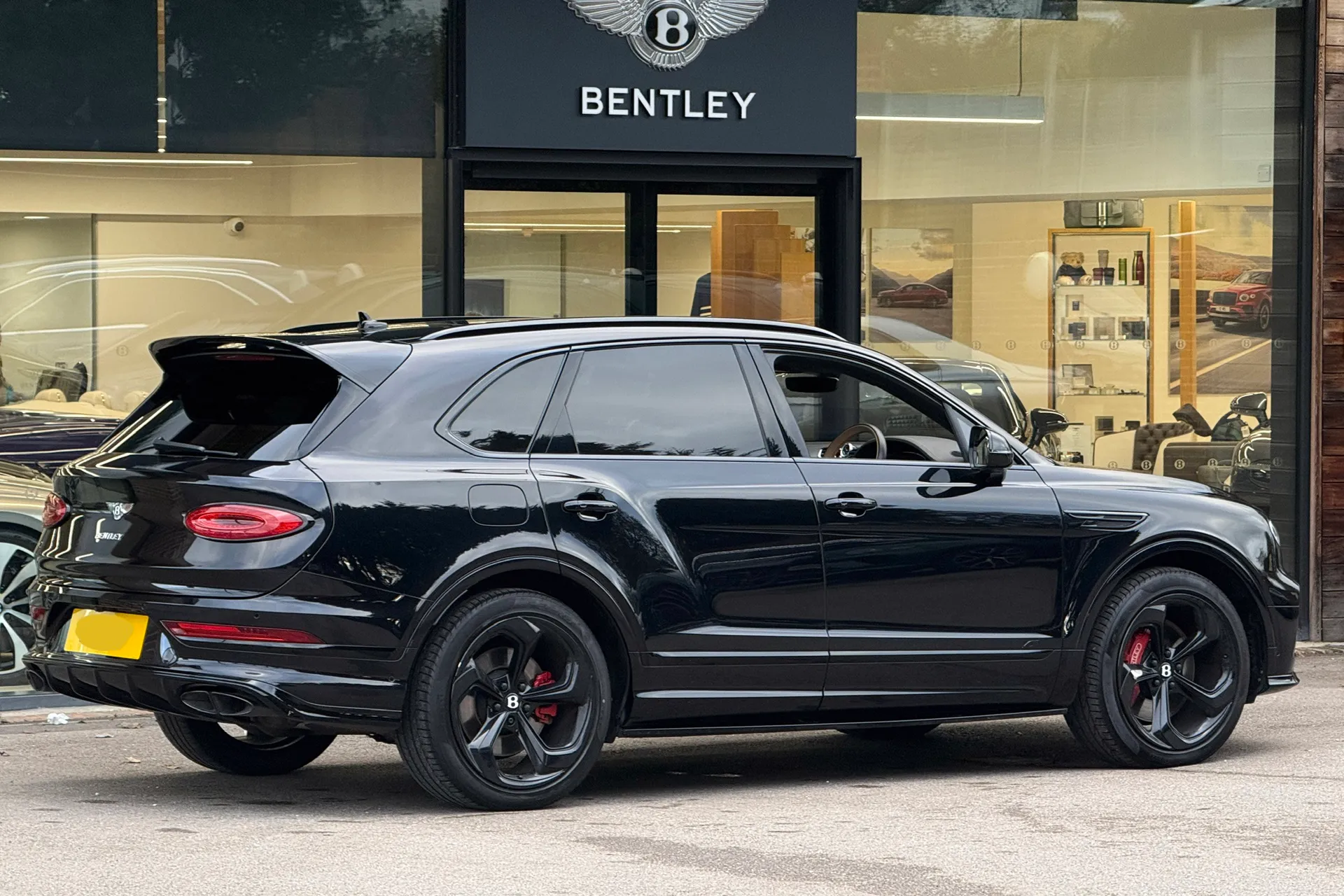 Bentley BENTAYGA thumbnail image number 14