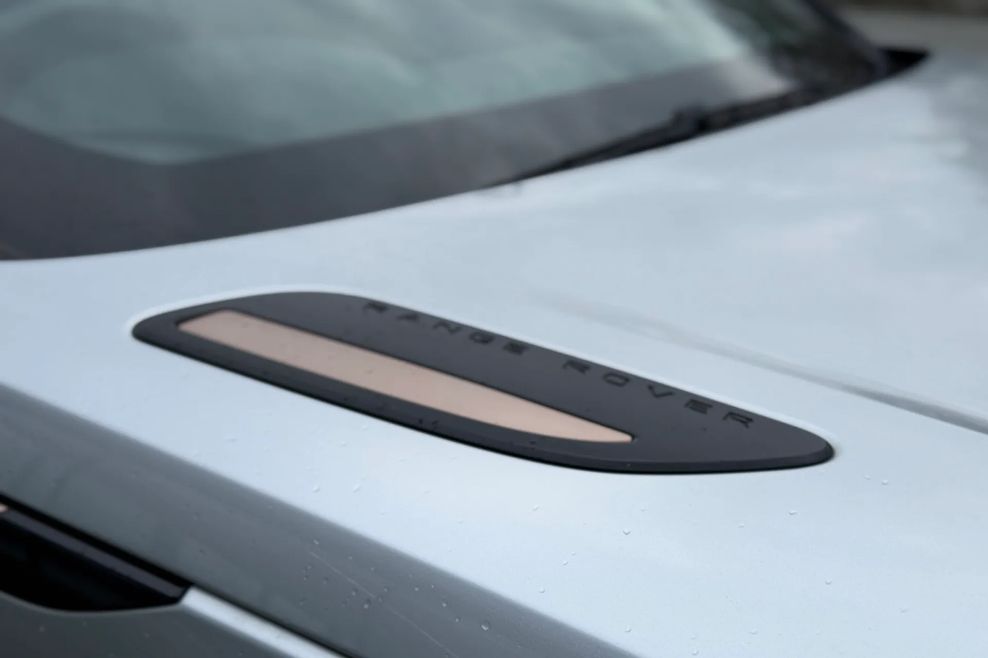 LAND ROVER RANGE ROVER VELAR thumbnail image number 13