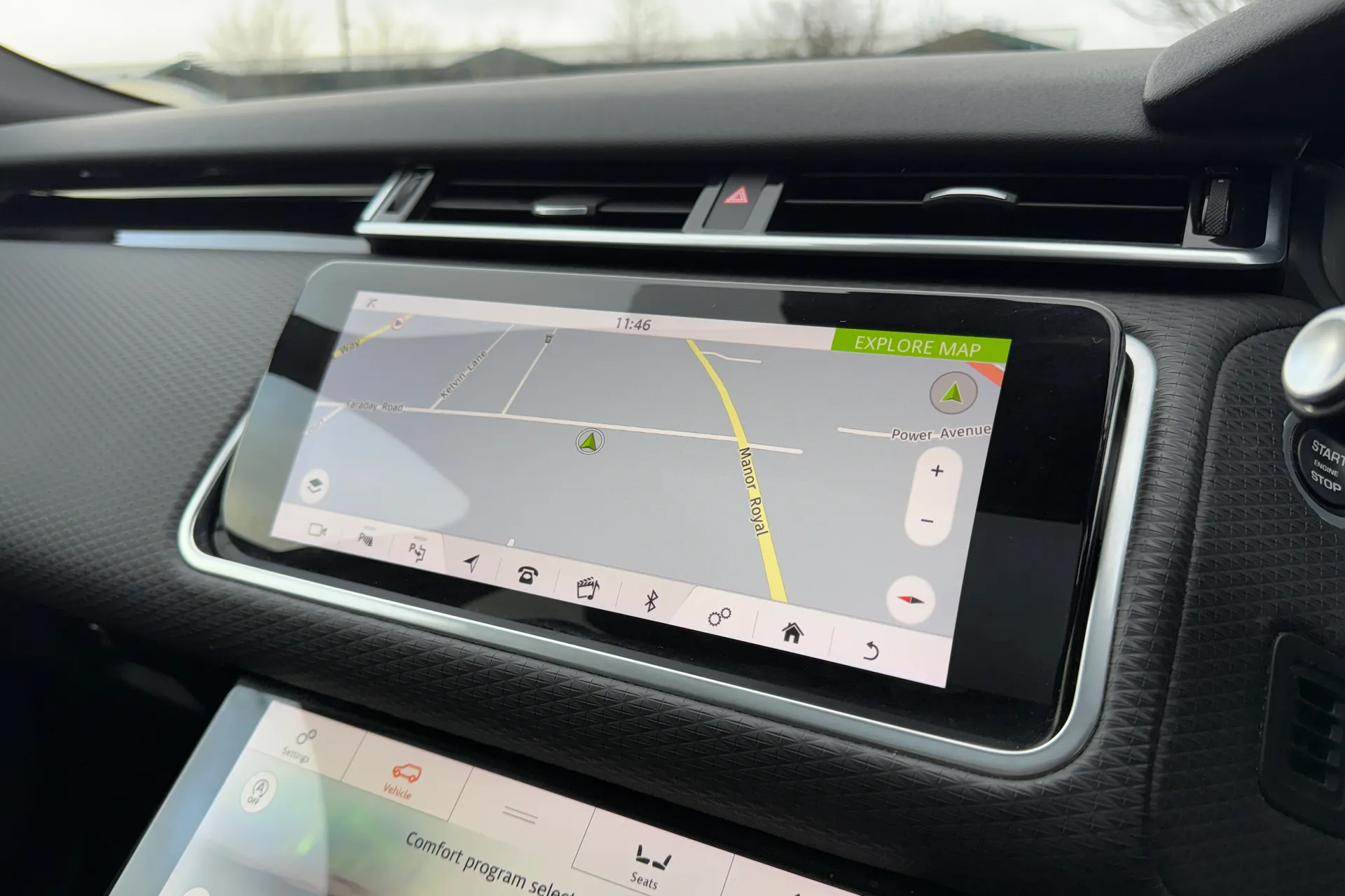 LAND ROVER RANGE ROVER VELAR thumbnail image number 5