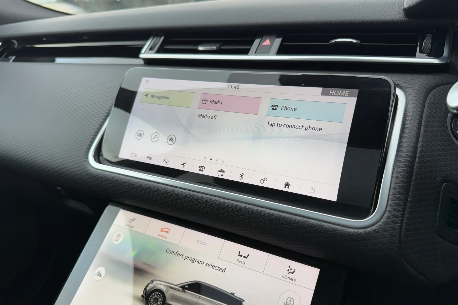 LAND ROVER RANGE ROVER VELAR thumbnail image number 45