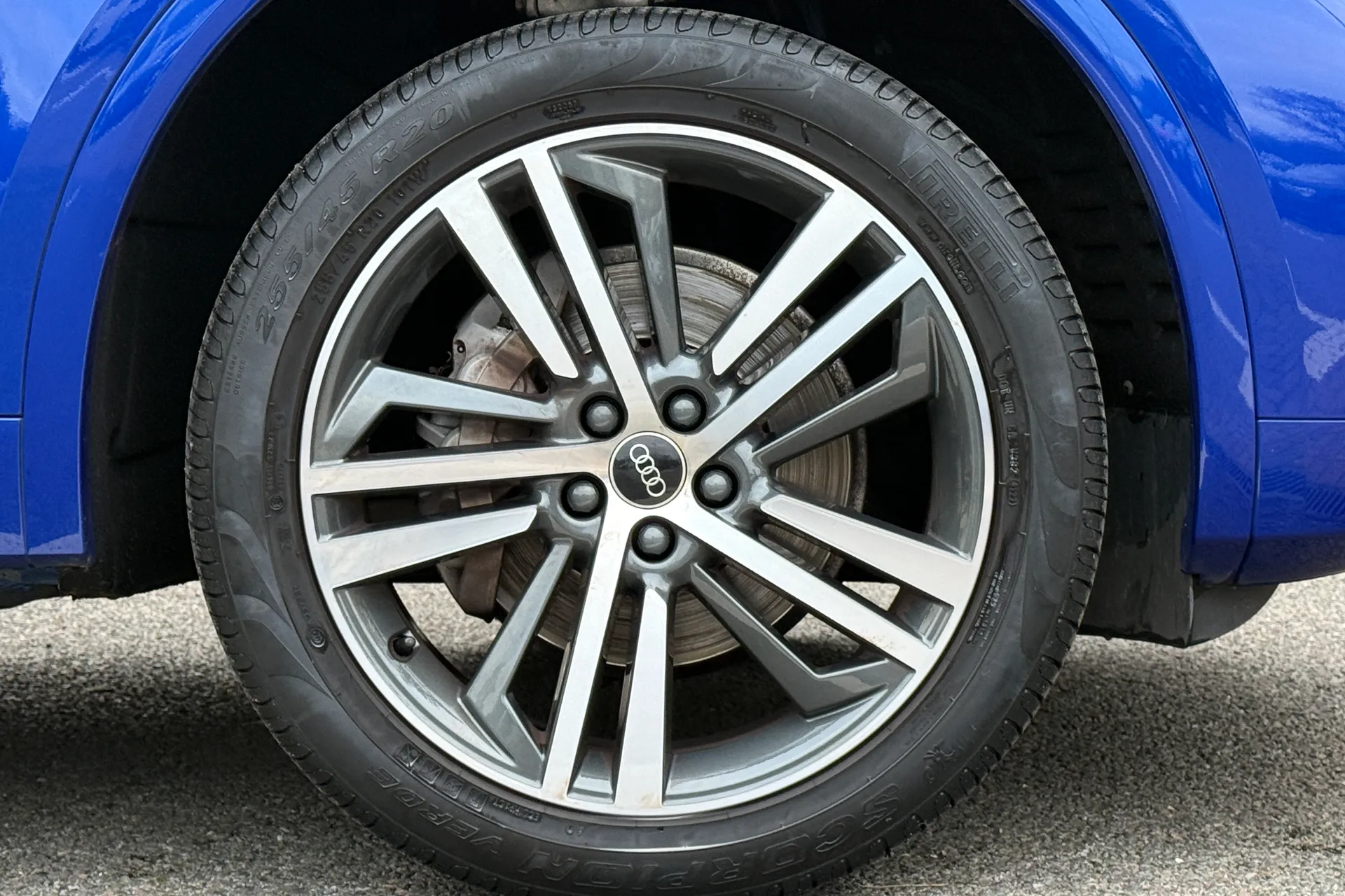 Audi Q5 thumbnail image number 23