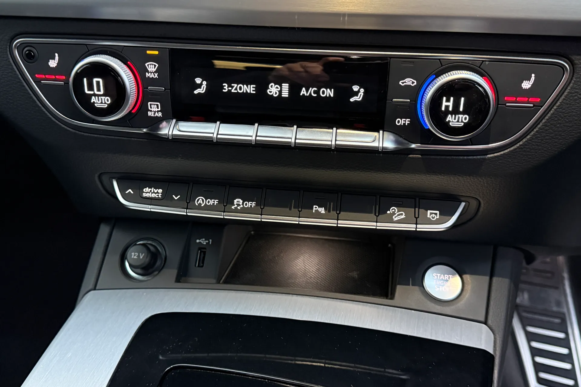 Audi Q5 thumbnail image number 43