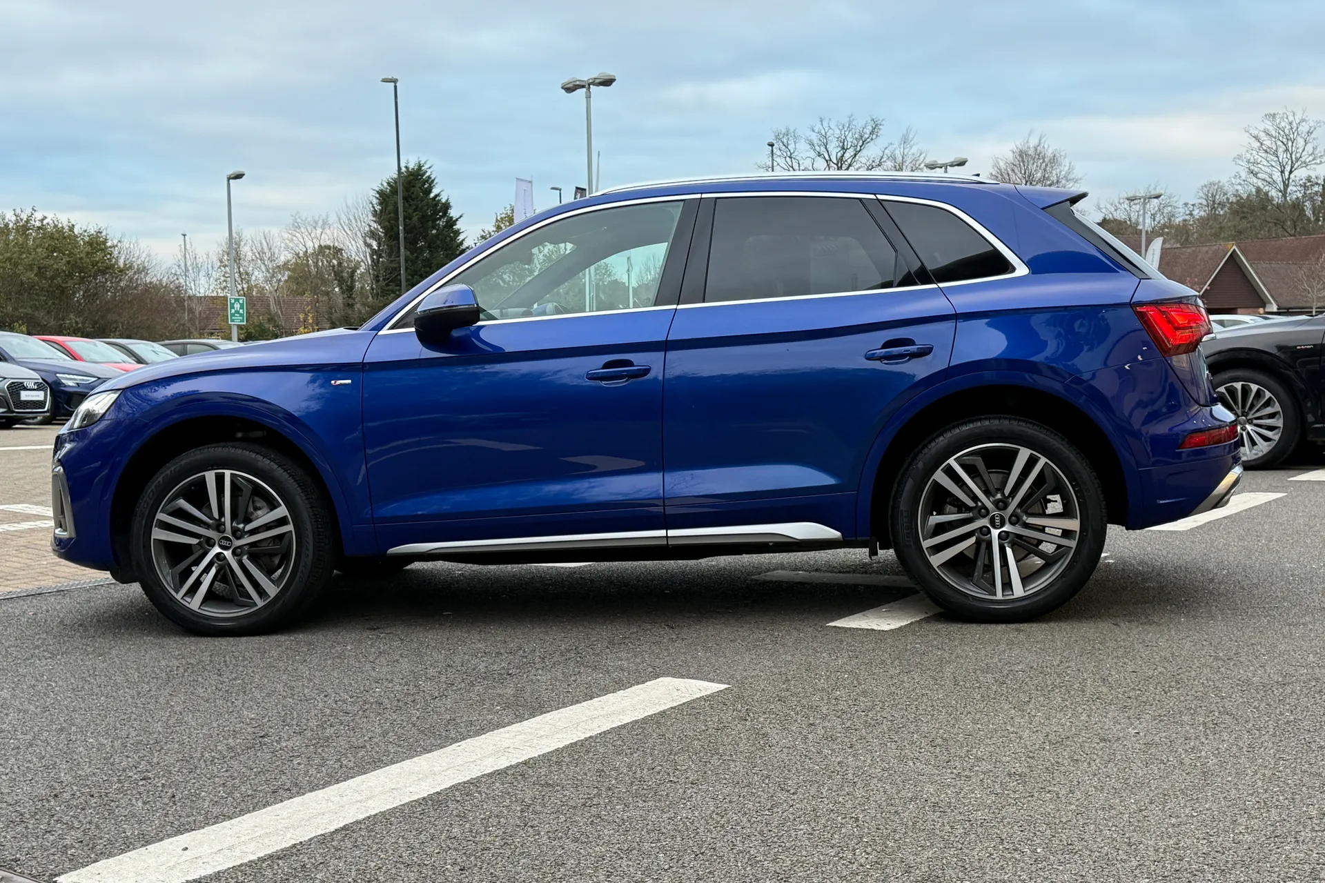 Audi Q5 thumbnail image number 14