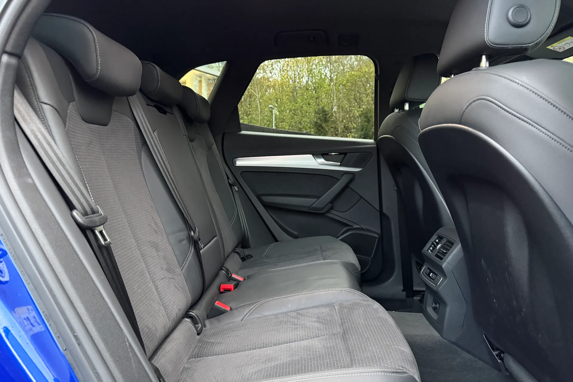 Audi Q5 thumbnail image number 10