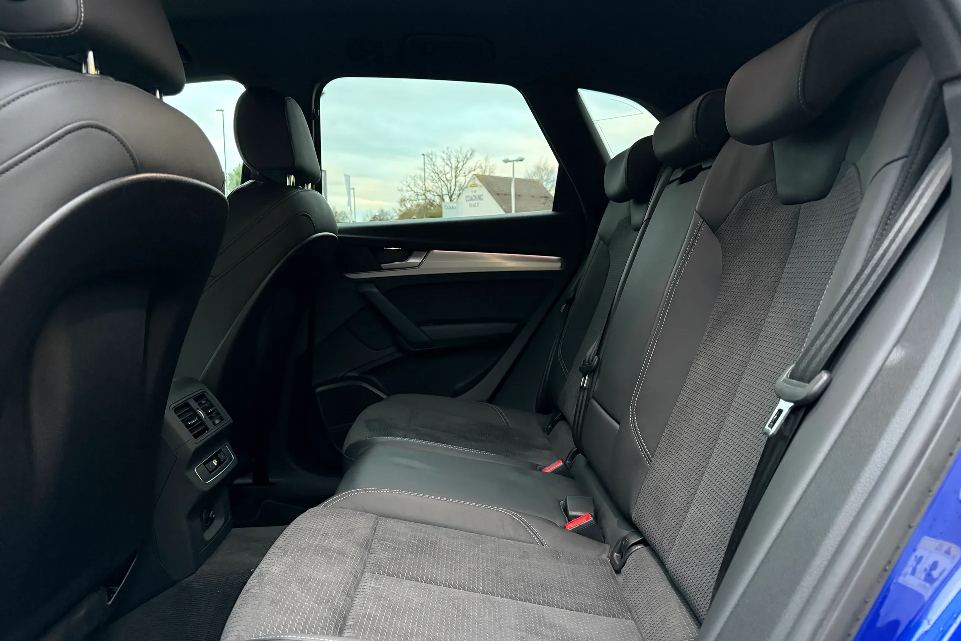 Audi Q5 thumbnail image number 20