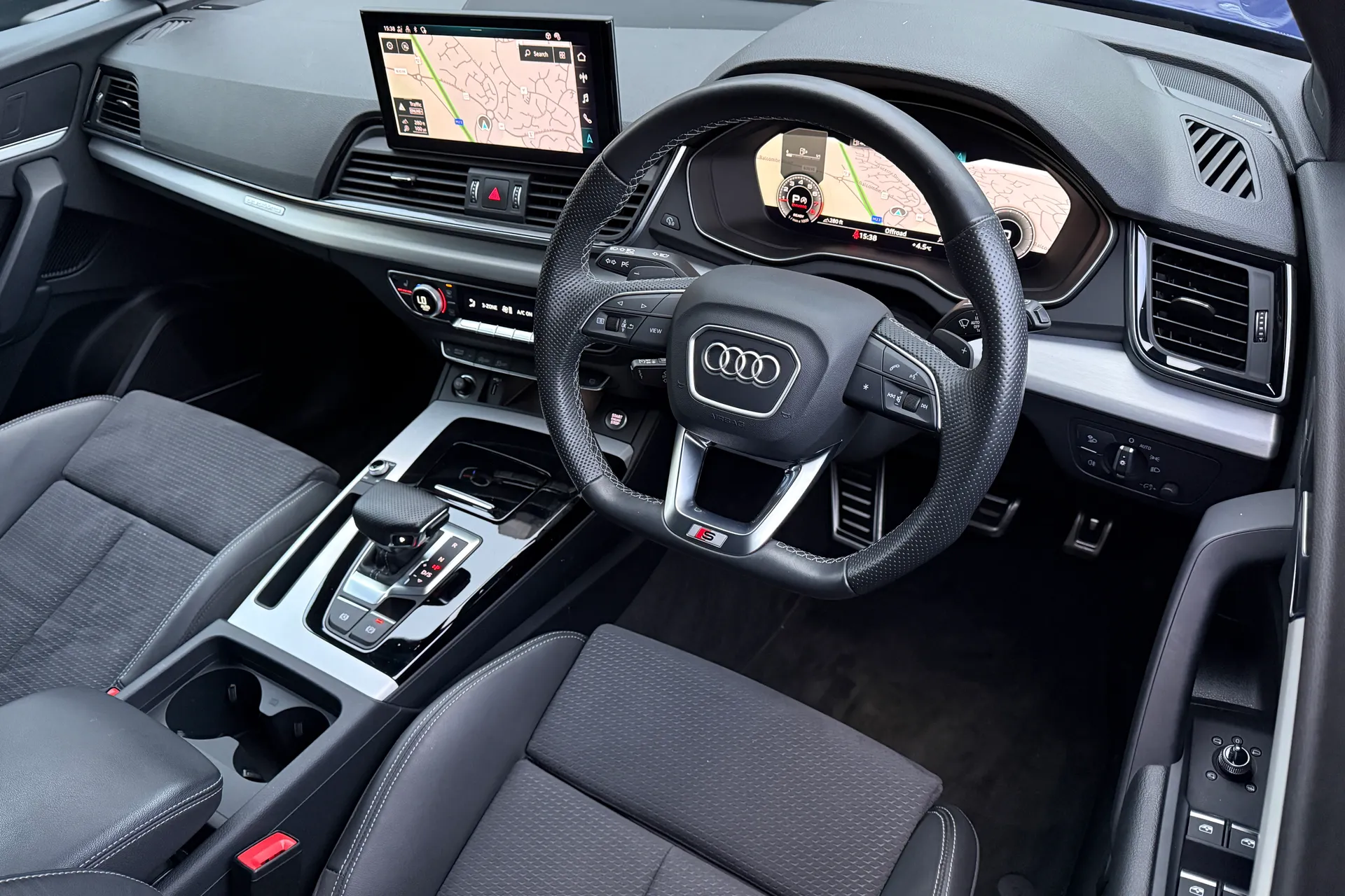 Audi Q5 thumbnail image number 13