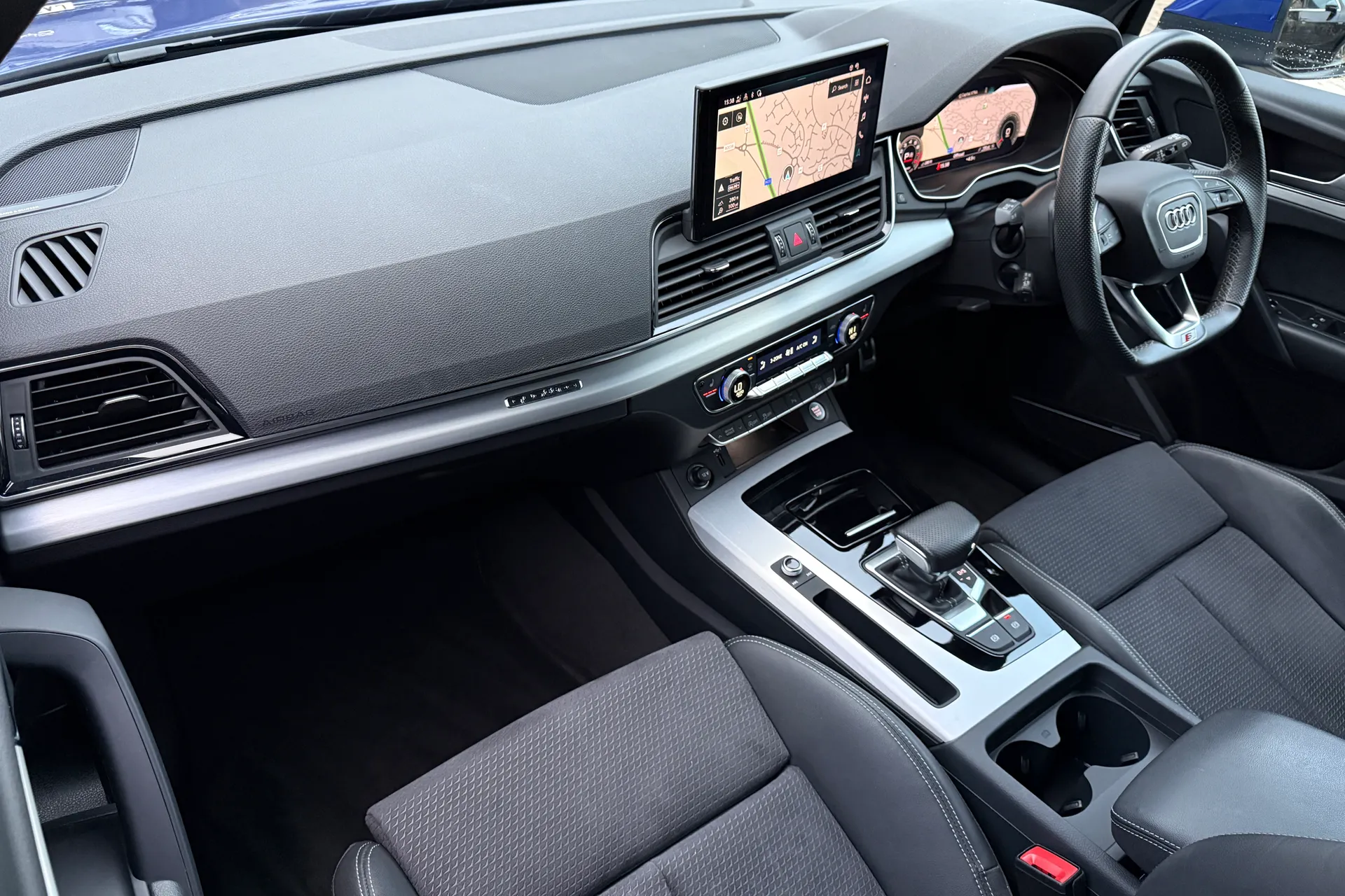 Audi Q5 thumbnail image number 17