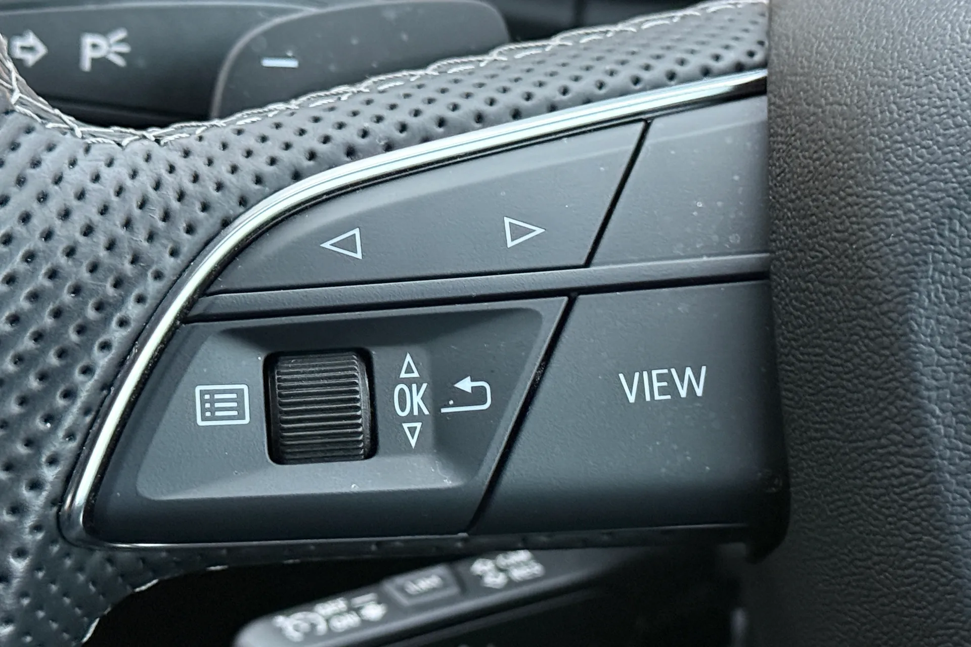 Audi Q5 thumbnail image number 55