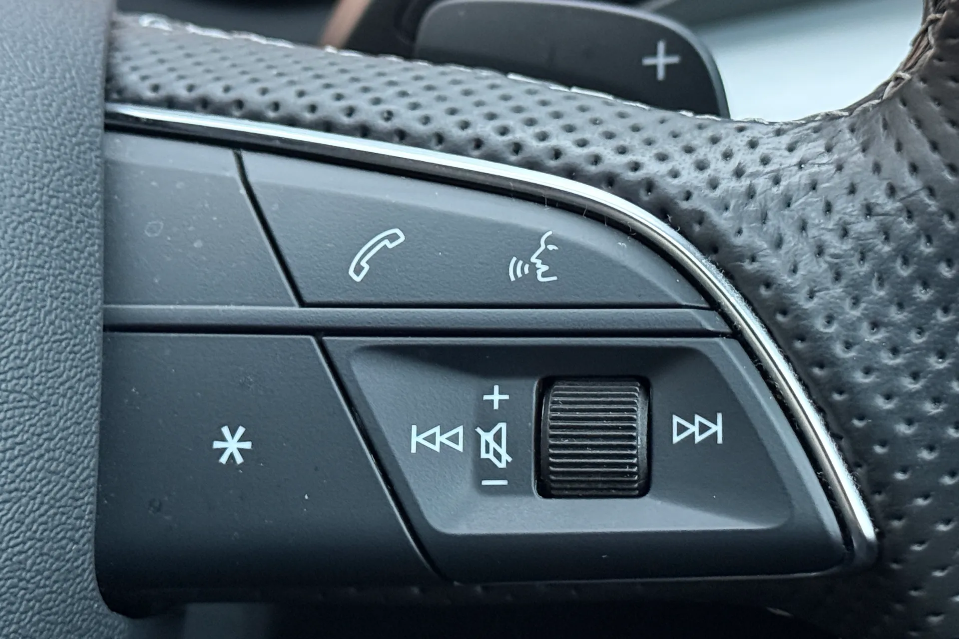 Audi Q5 thumbnail image number 56