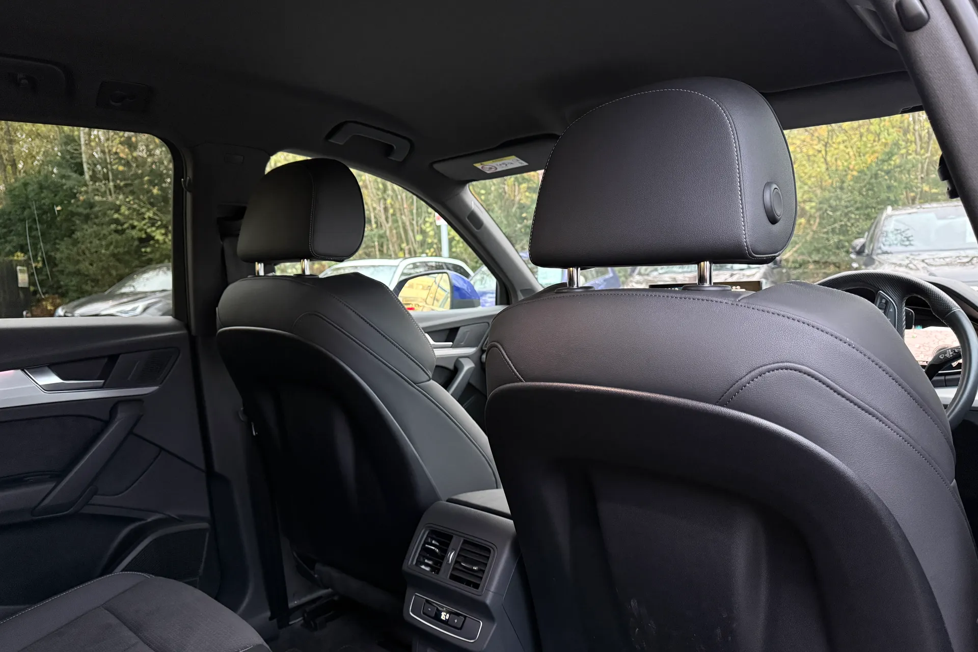 Audi Q5 thumbnail image number 11