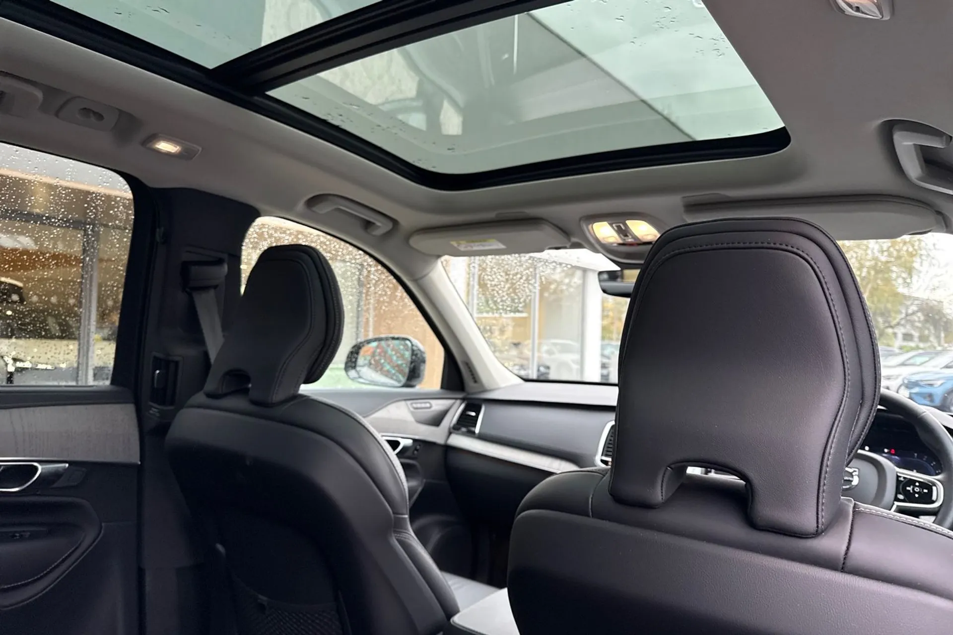 Volvo XC90 thumbnail image number 23