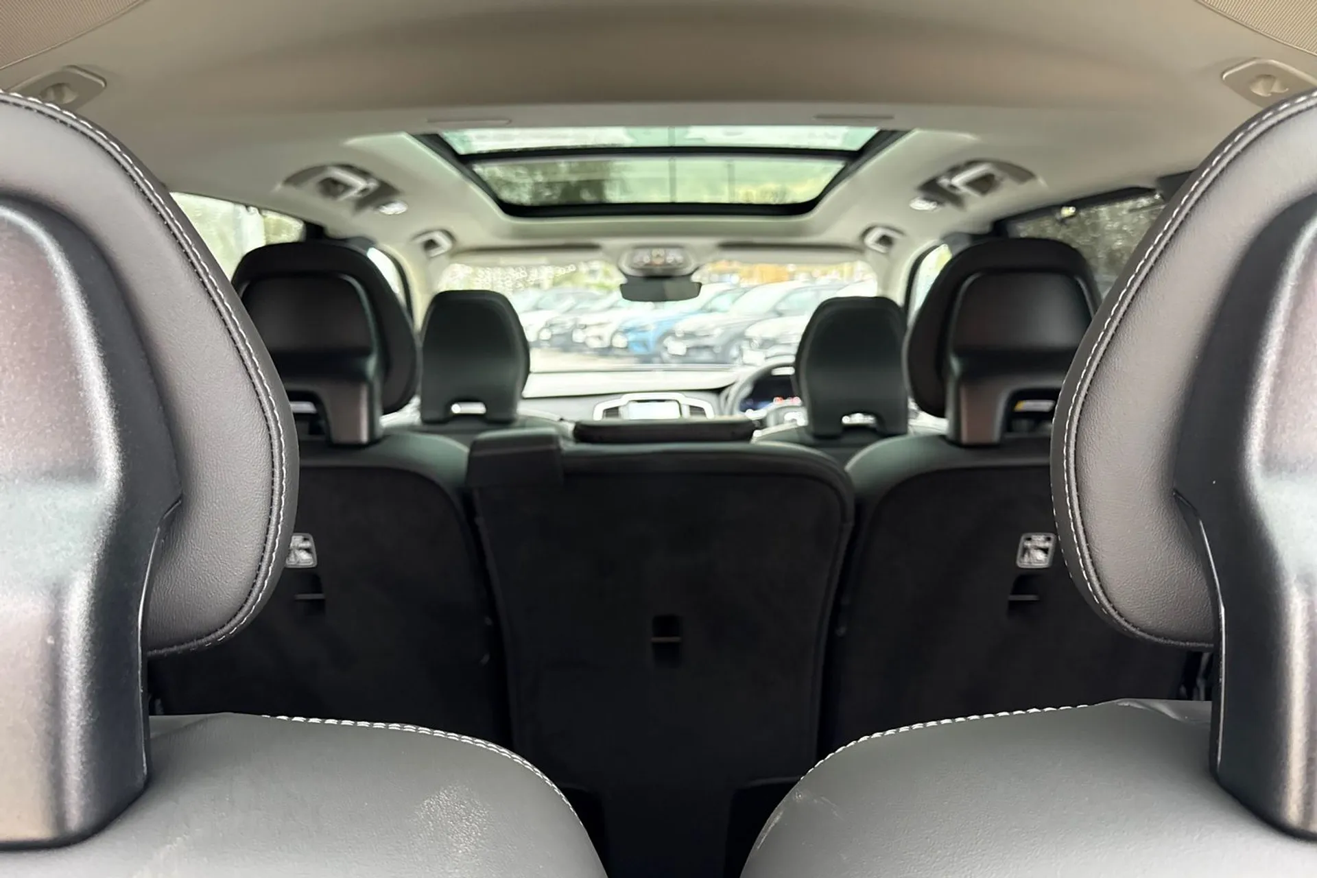 Volvo XC90 thumbnail image number 21