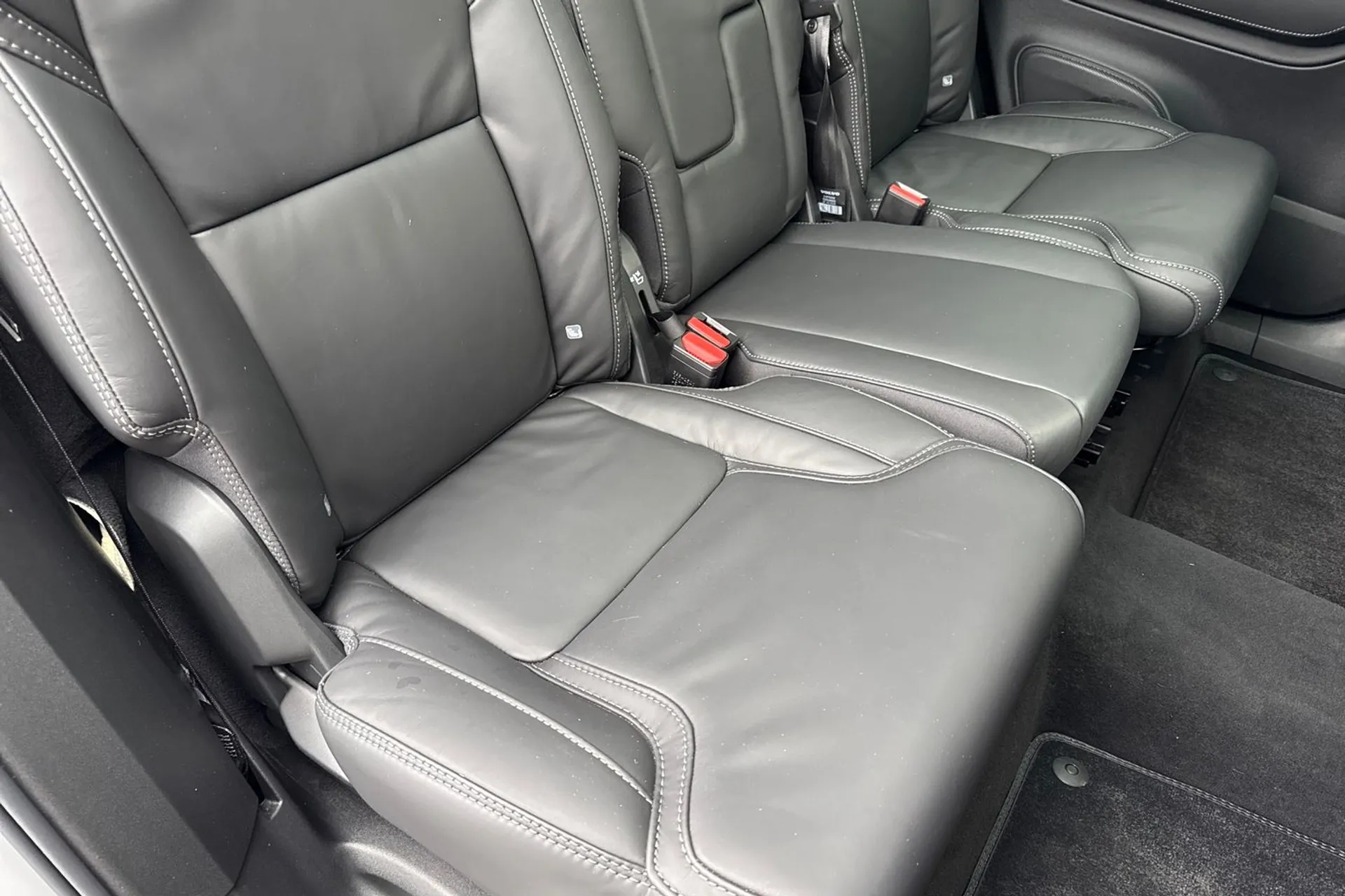 Volvo XC90 thumbnail image number 24