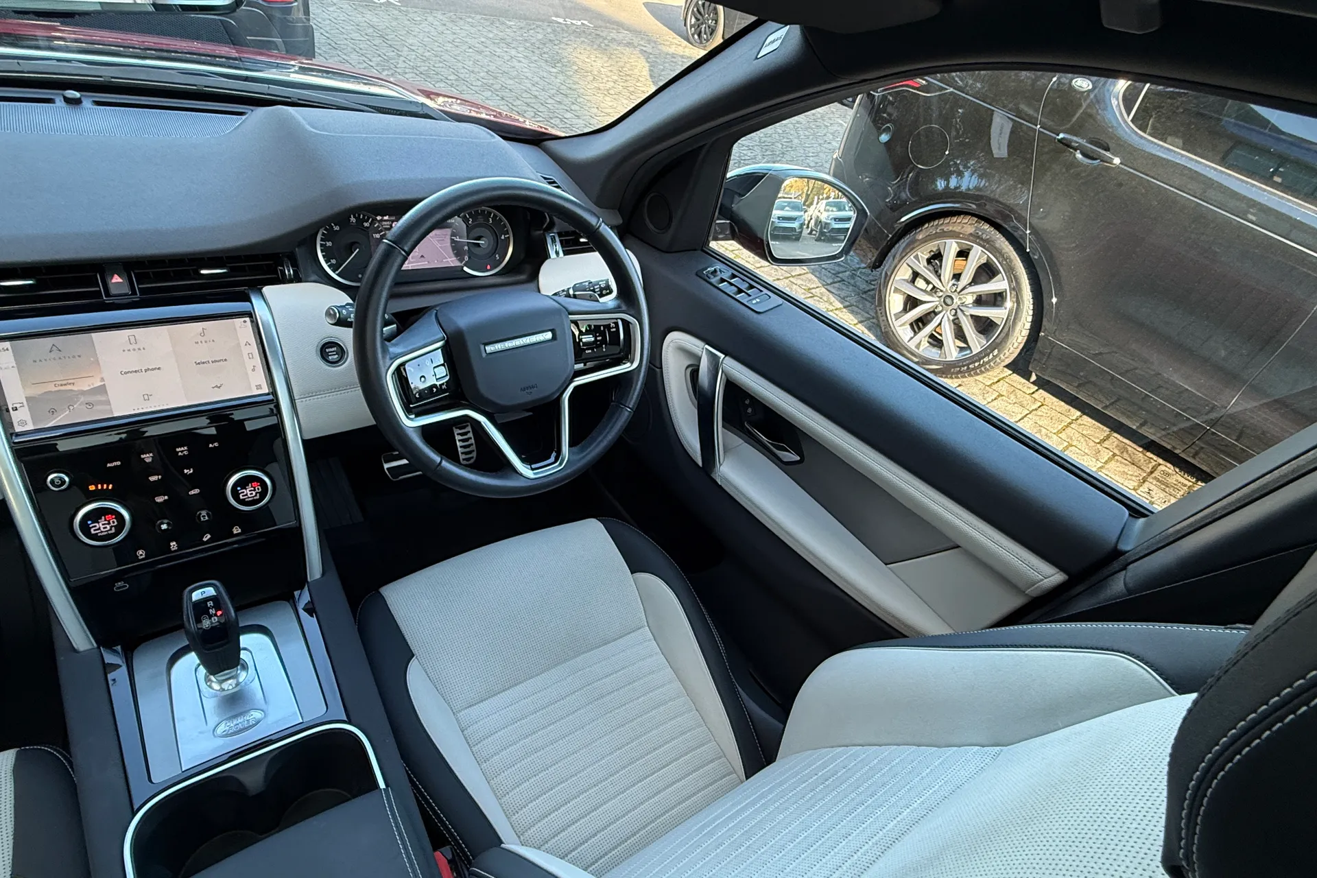 LAND ROVER DISCOVERY SPORT thumbnail image number 24