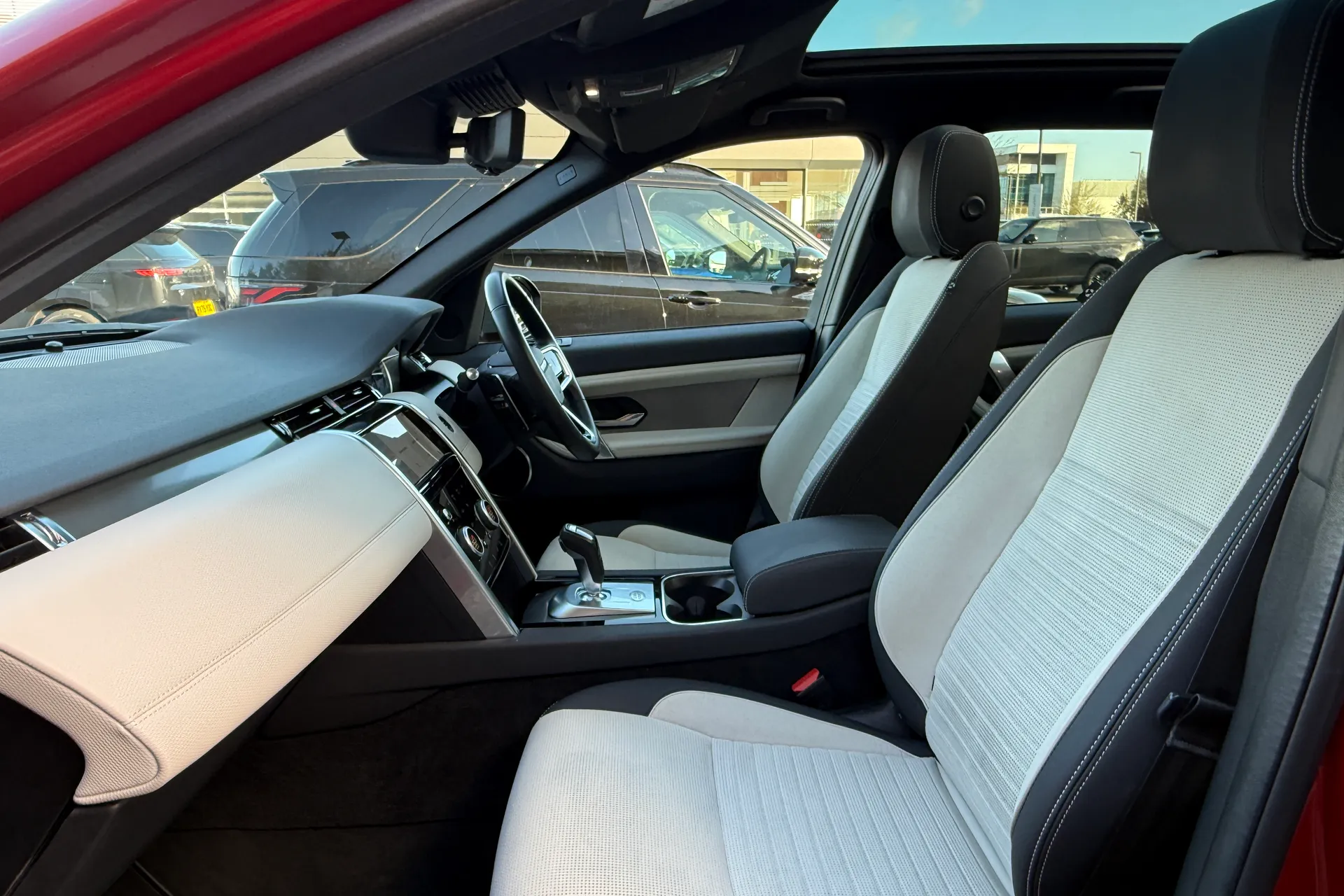 LAND ROVER DISCOVERY SPORT thumbnail image number 41