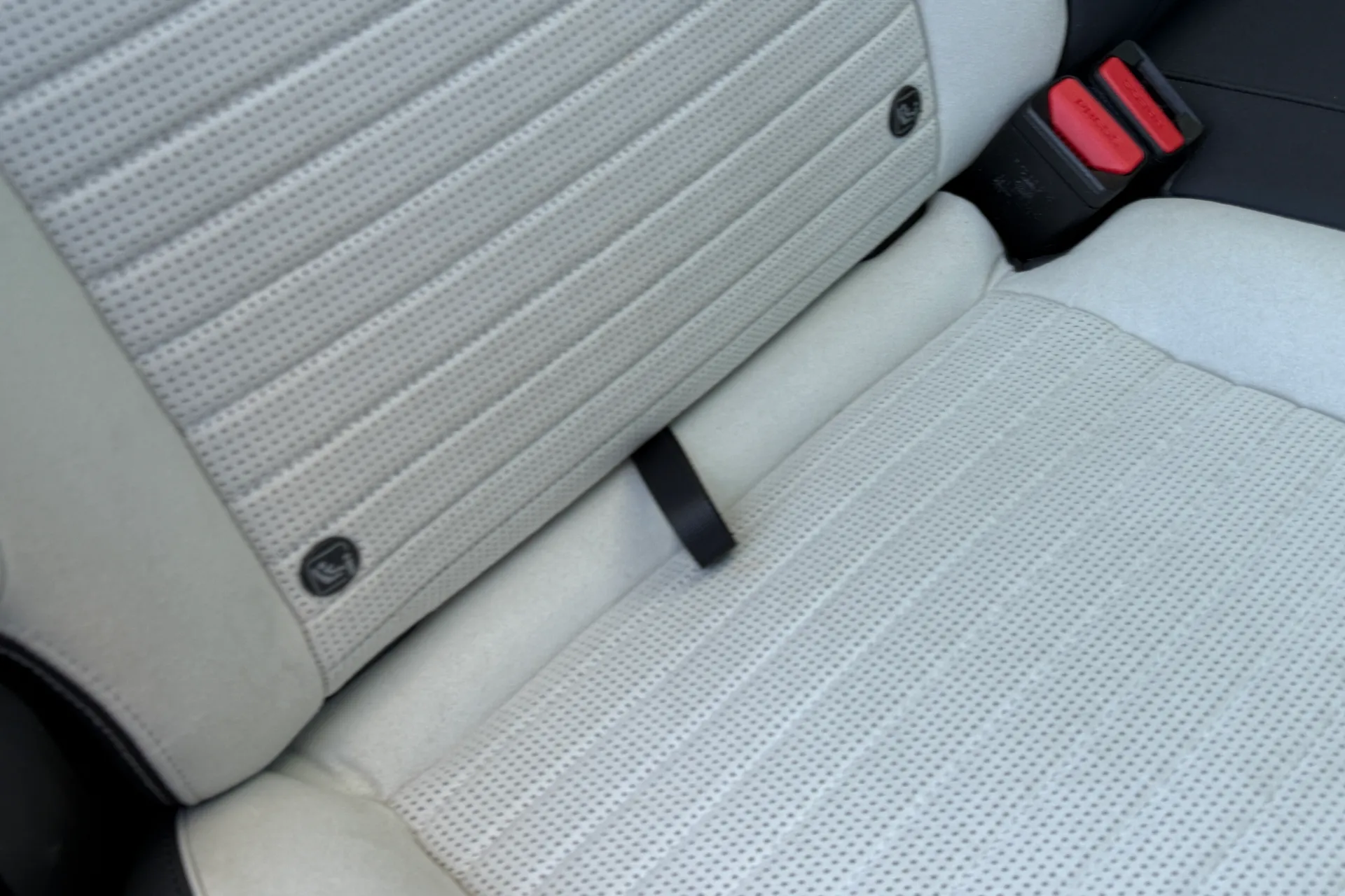 LAND ROVER DISCOVERY SPORT thumbnail image number 32