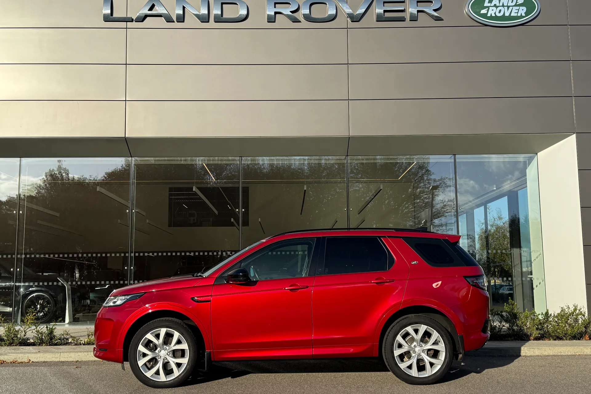 LAND ROVER DISCOVERY SPORT thumbnail image number 8