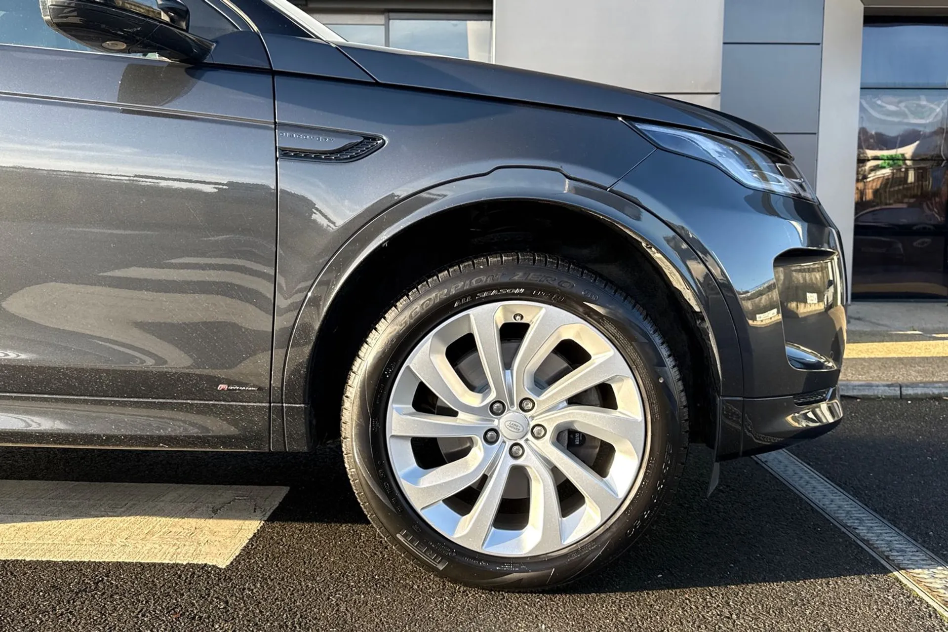 LAND ROVER DISCOVERY SPORT thumbnail image number 24