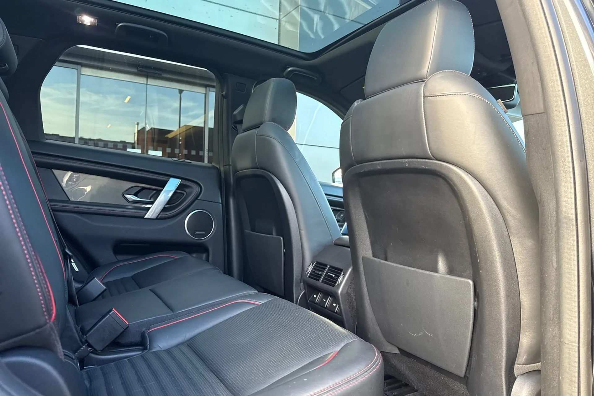 LAND ROVER DISCOVERY SPORT thumbnail image number 37