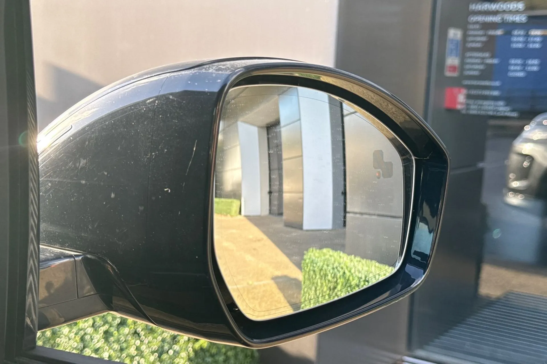 LAND ROVER DISCOVERY SPORT thumbnail image number 13