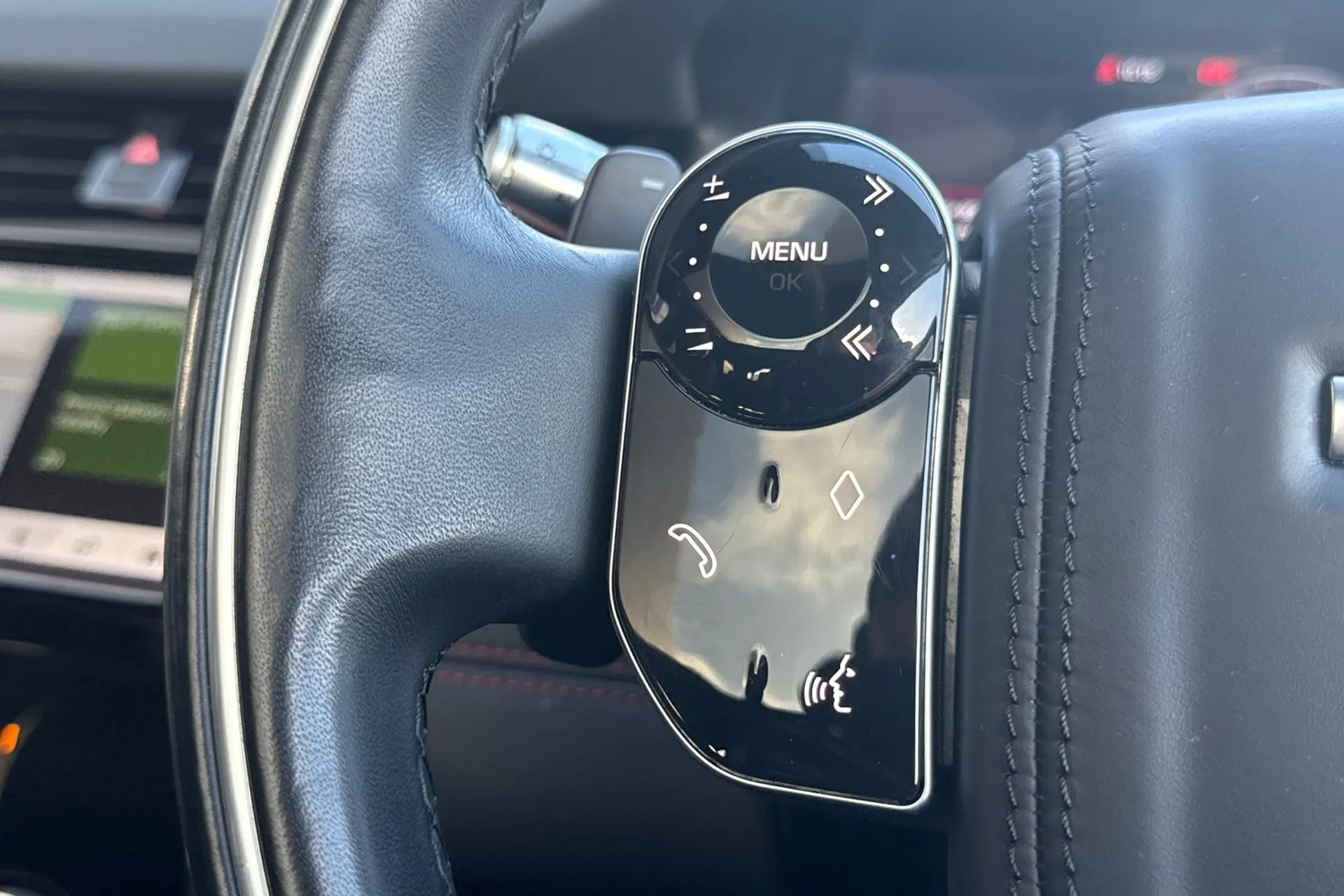 LAND ROVER DISCOVERY SPORT thumbnail image number 30