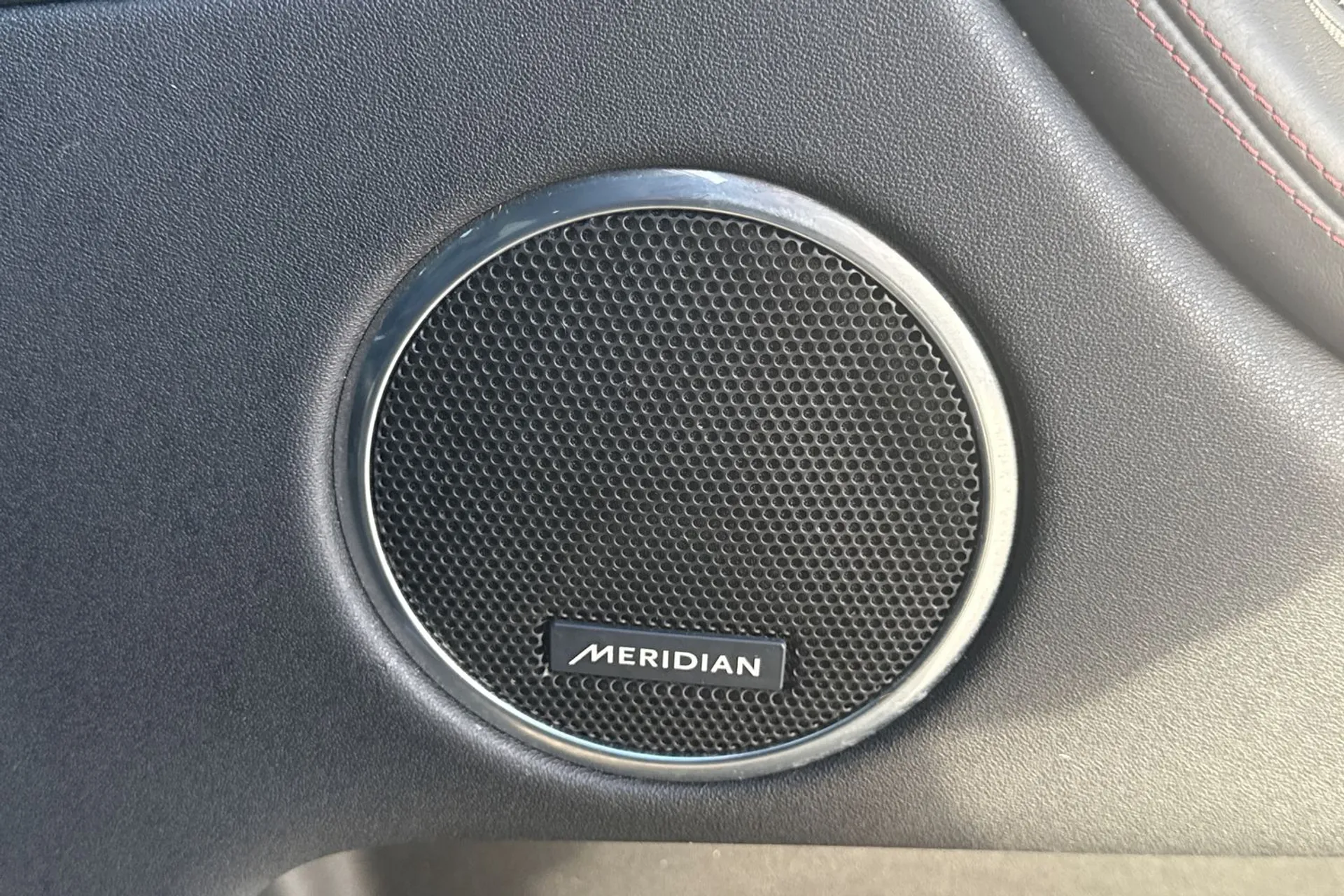 LAND ROVER DISCOVERY SPORT thumbnail image number 22