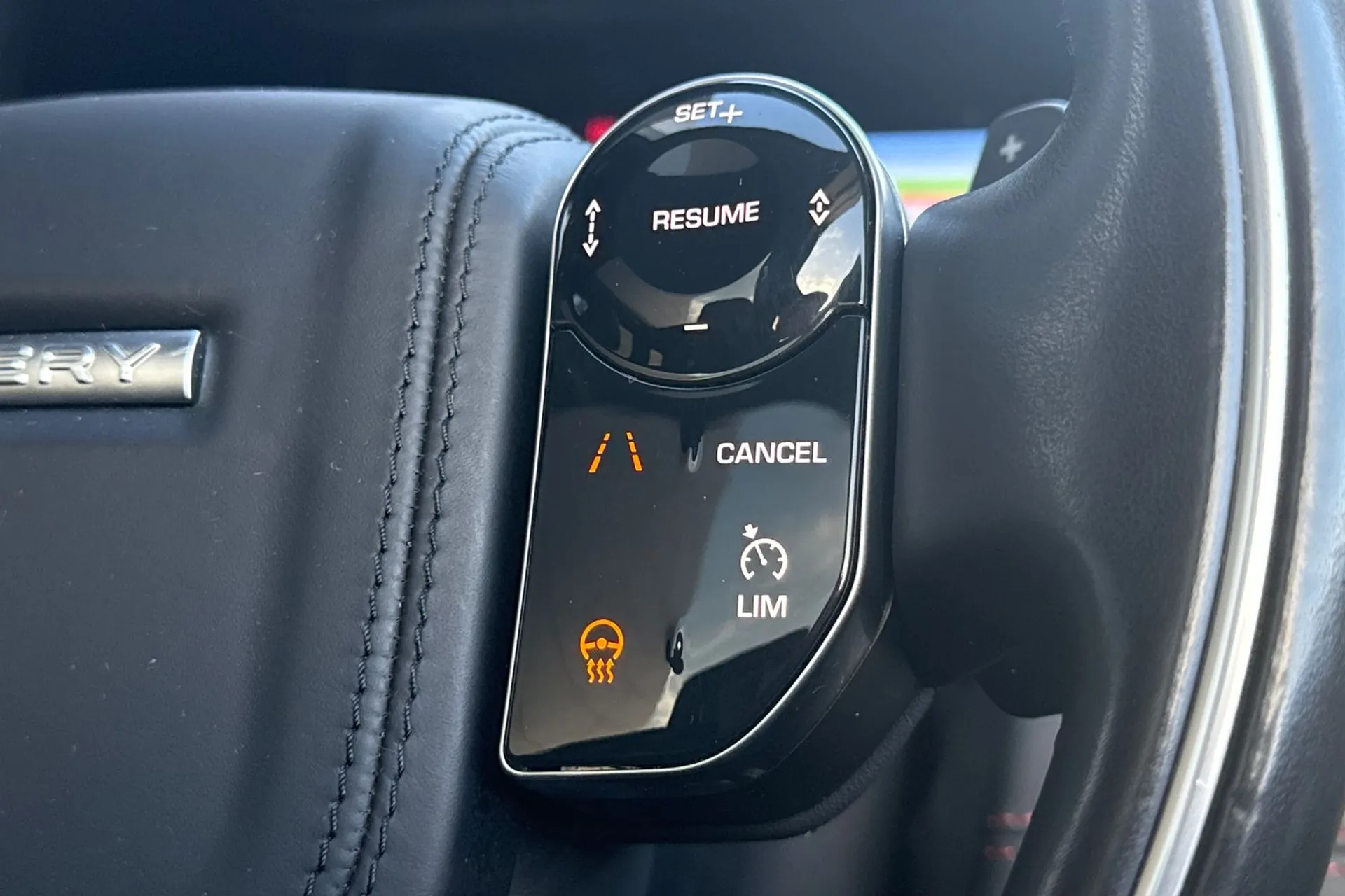 LAND ROVER DISCOVERY SPORT thumbnail image number 31