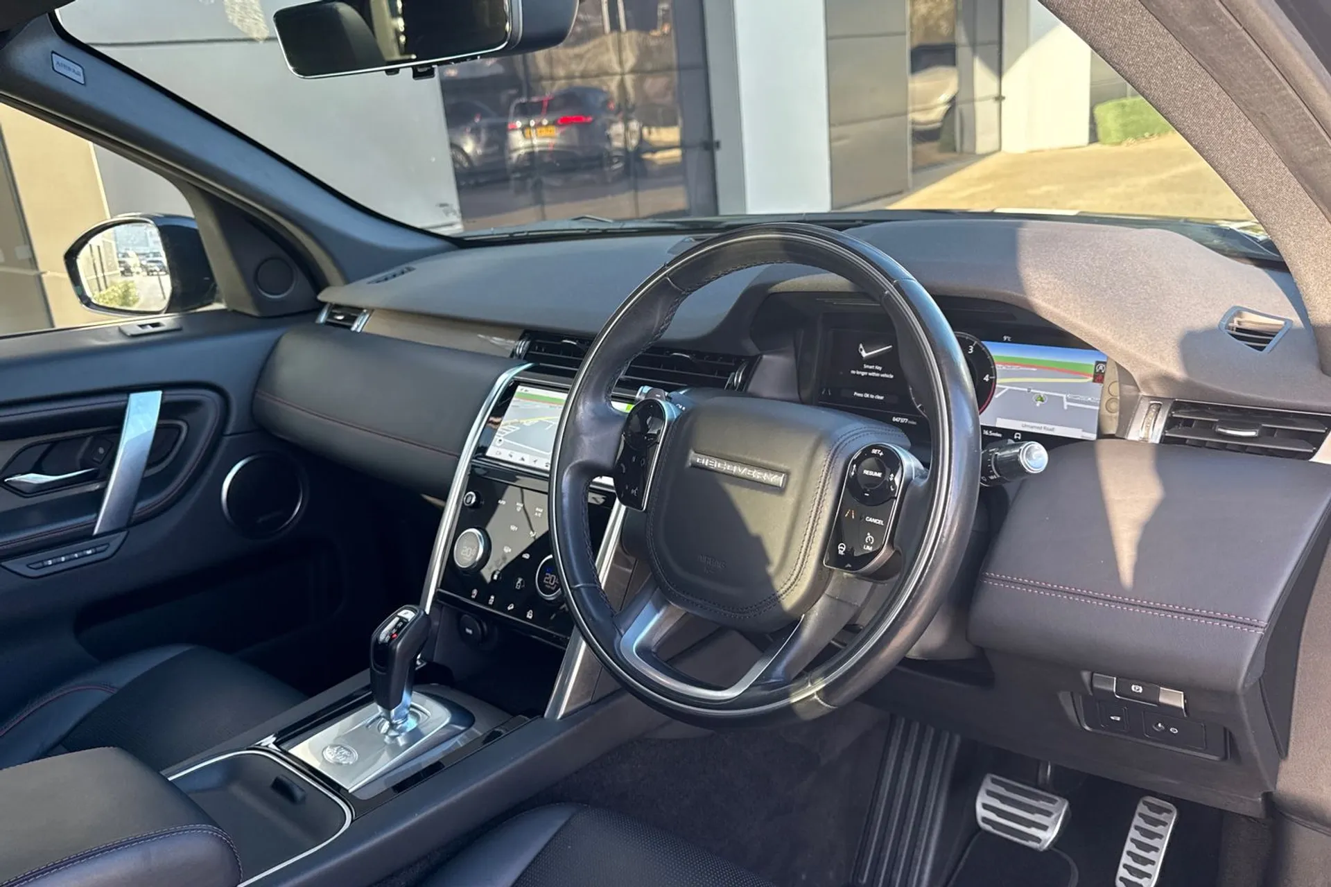 LAND ROVER DISCOVERY SPORT thumbnail image number 18