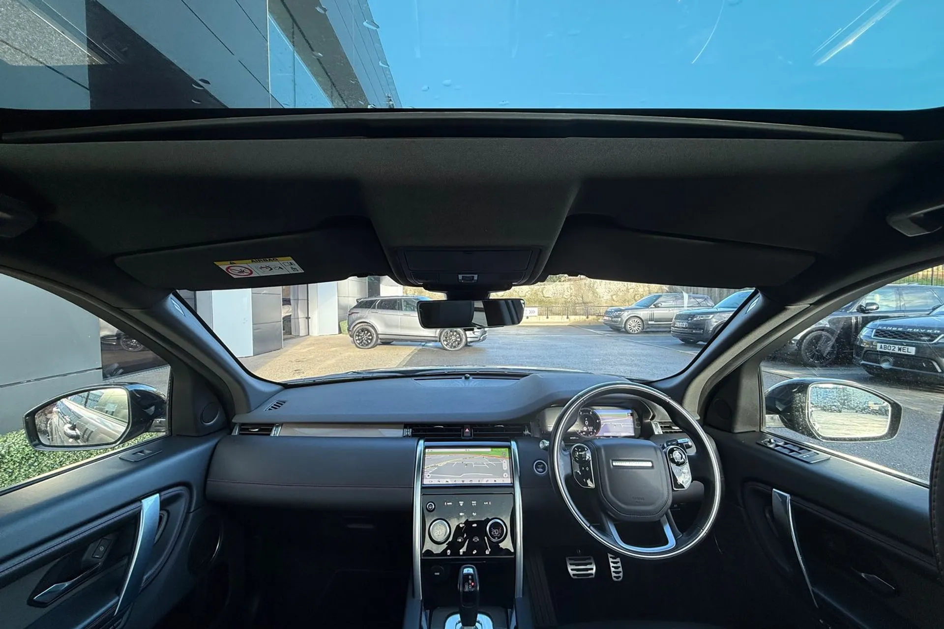 LAND ROVER DISCOVERY SPORT thumbnail image number 3