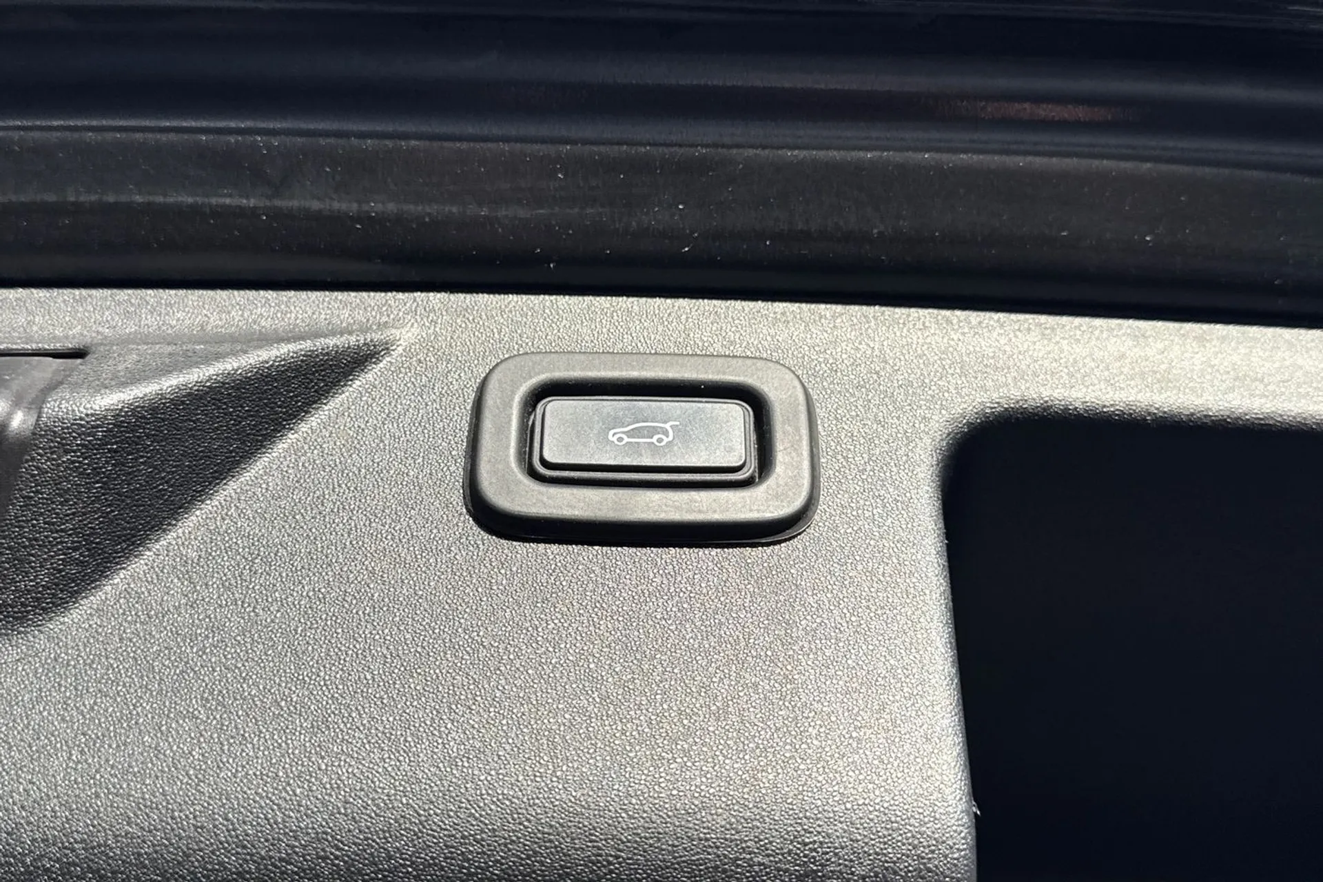 LAND ROVER DISCOVERY SPORT thumbnail image number 46