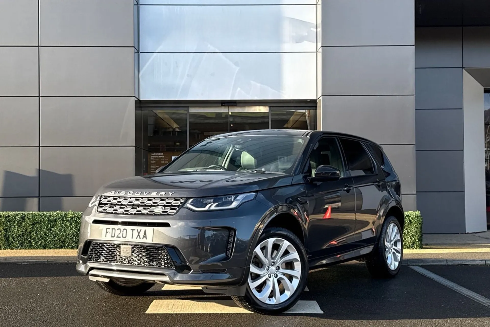 LAND ROVER DISCOVERY SPORT thumbnail image number 8