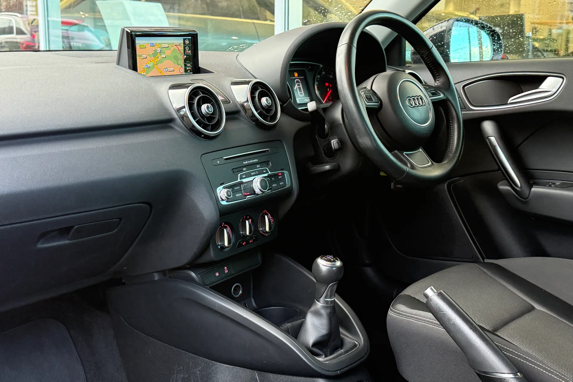 Audi A1 thumbnail image number 39