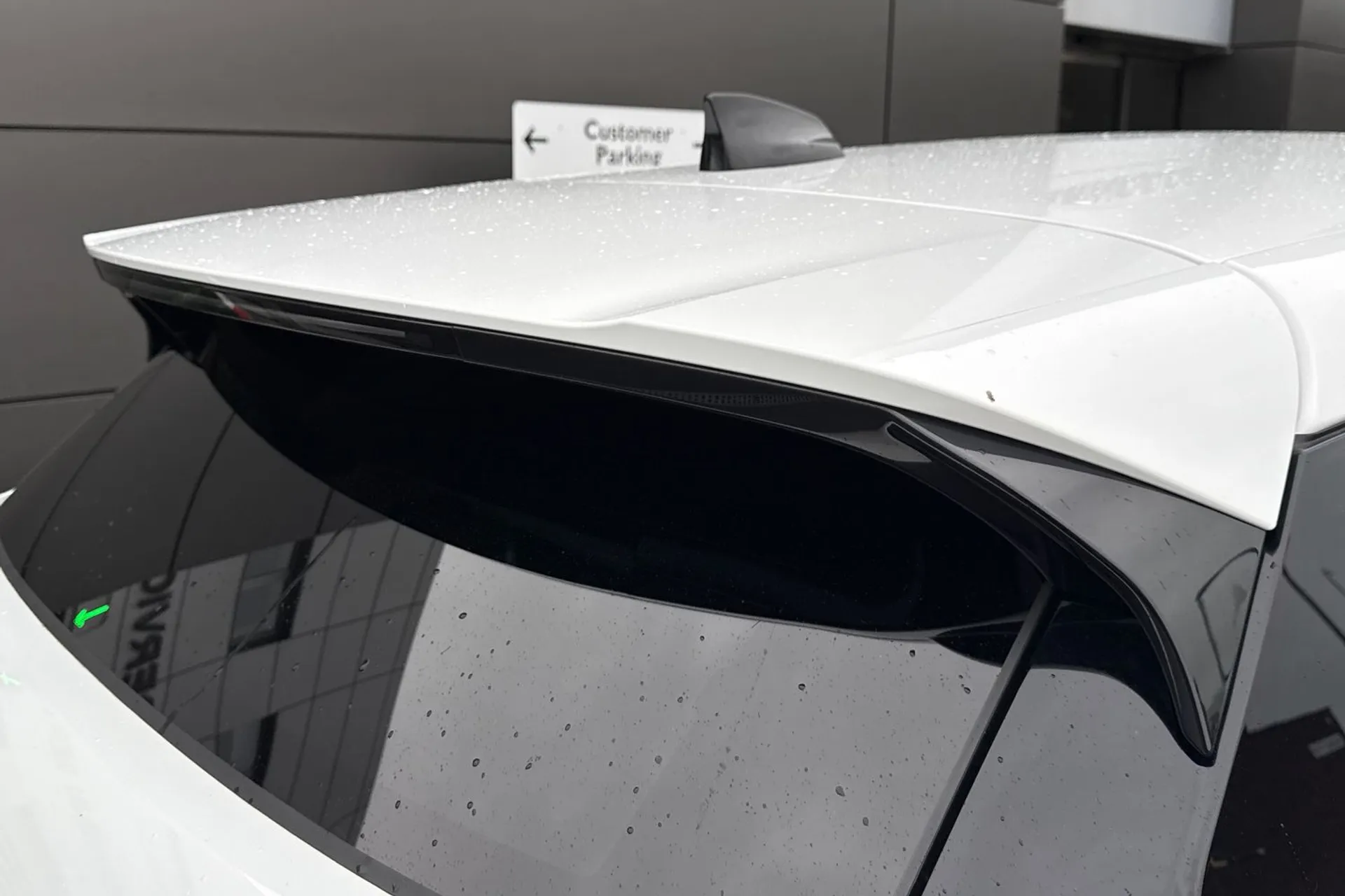 LAND ROVER RANGE ROVER EVOQUE thumbnail image number 23