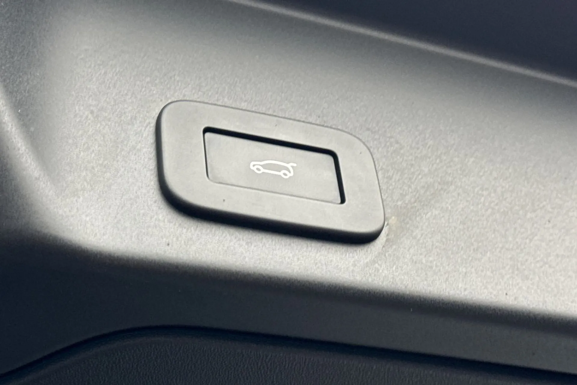 LAND ROVER RANGE ROVER EVOQUE thumbnail image number 31